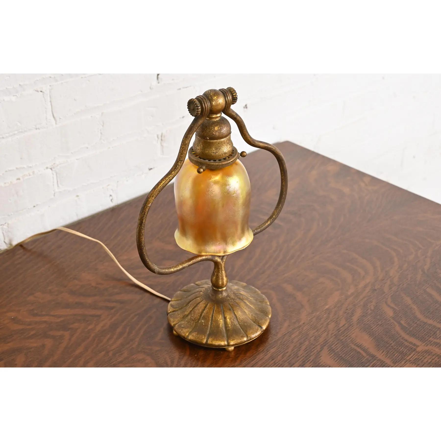 Tiffany Studios New York Bronze Doré Harp Favrile Iridescent Art Glass Desk Lamp In Good Condition For Sale In South Bend, IN
