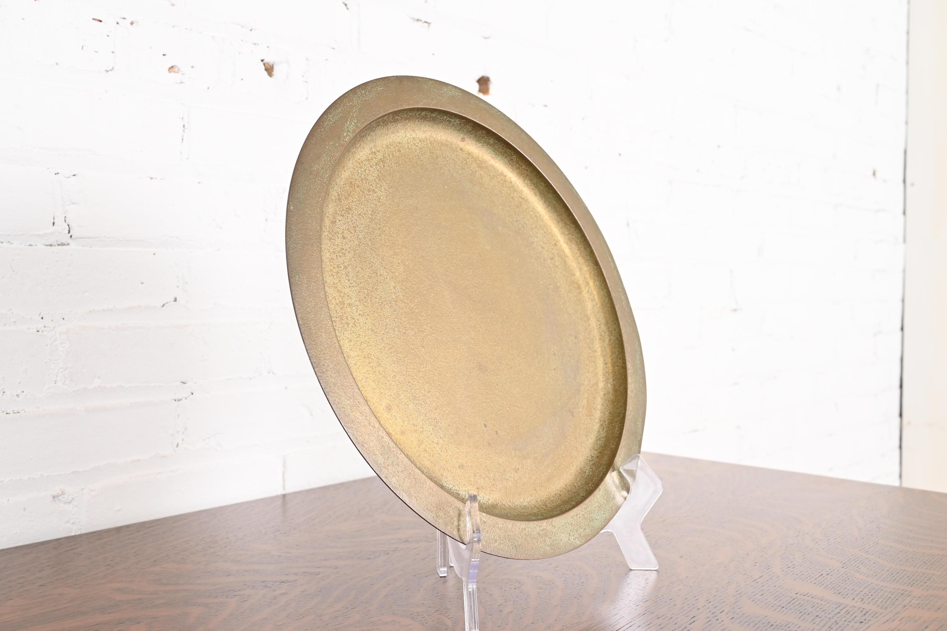 Tiffany Studios New York Bronze Doré große Charger Teller oder Tablett im Zustand „Gut“ im Angebot in South Bend, IN