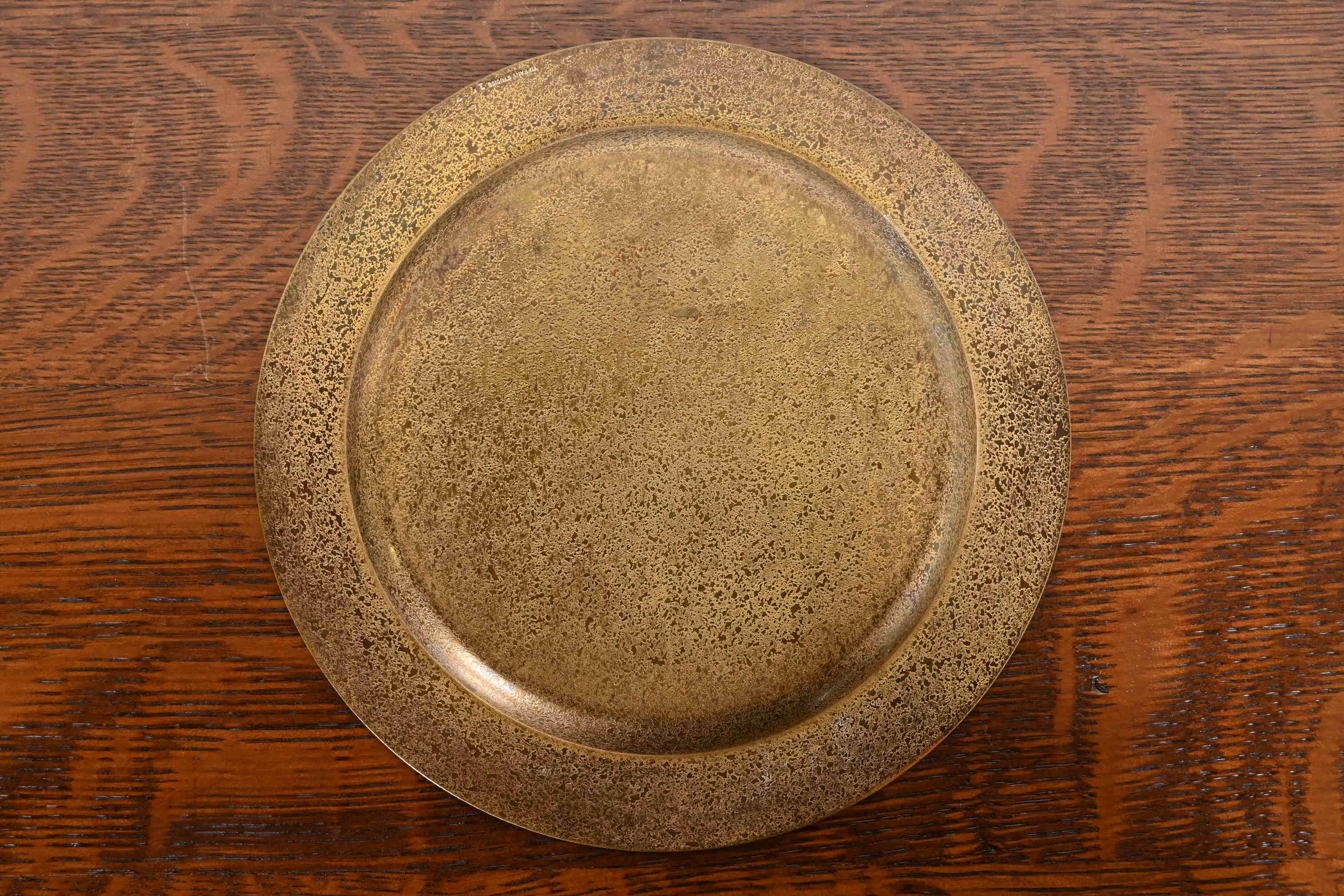 Tiffany Studios New York Bronze Doré Teller oder Ladegerät im Angebot 4
