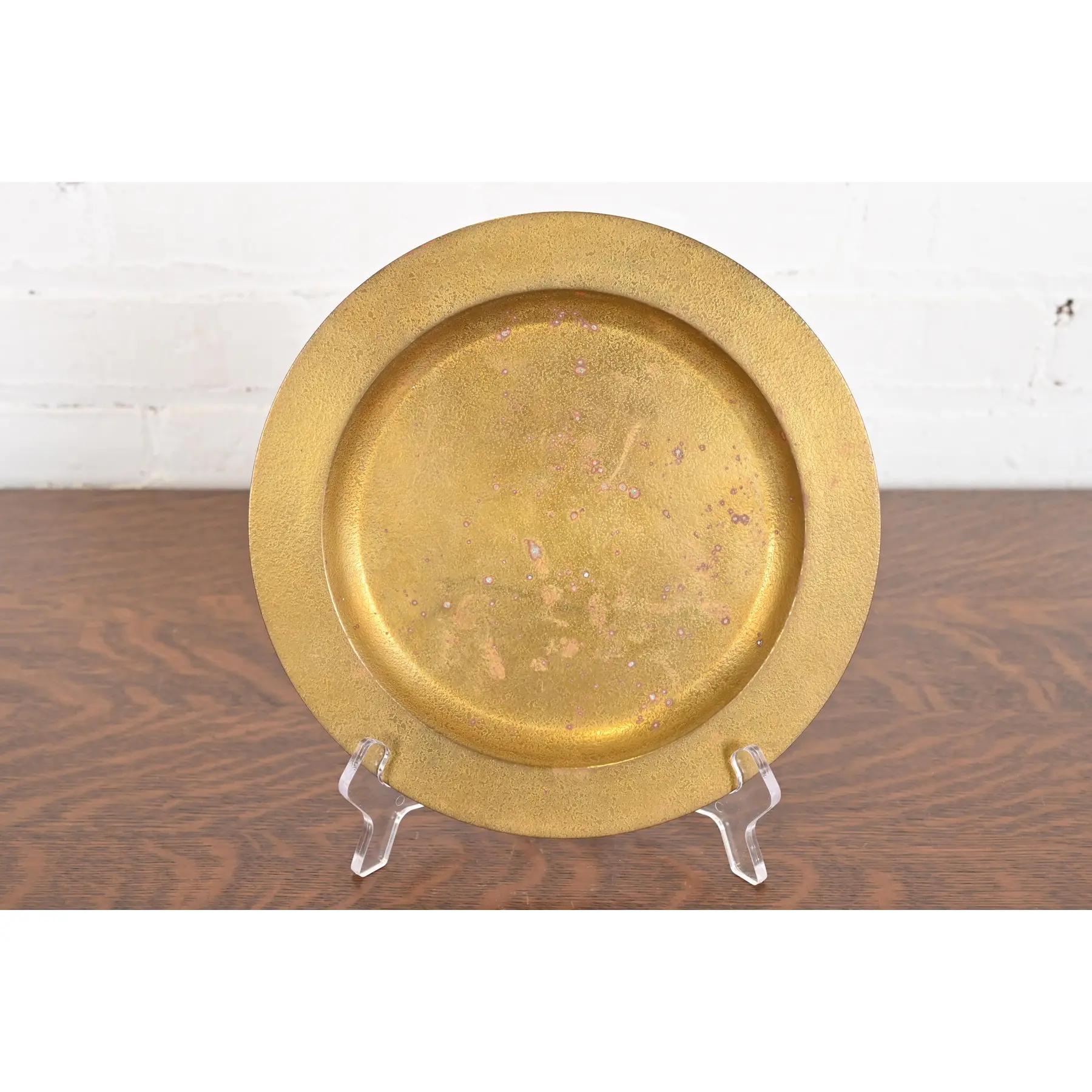 Plato o Cargador Doré de Bronce de los Estudios Tiffany de Nueva York Artes y manualidades en venta