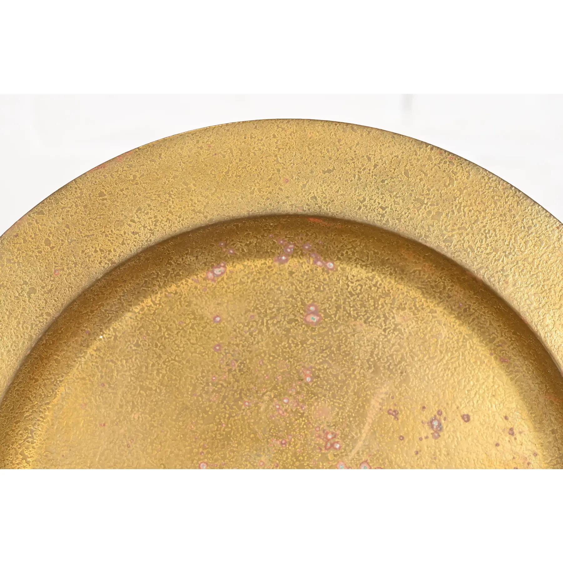 Plato o Cargador Doré de Bronce de los Estudios Tiffany de Nueva York Estadounidense en venta