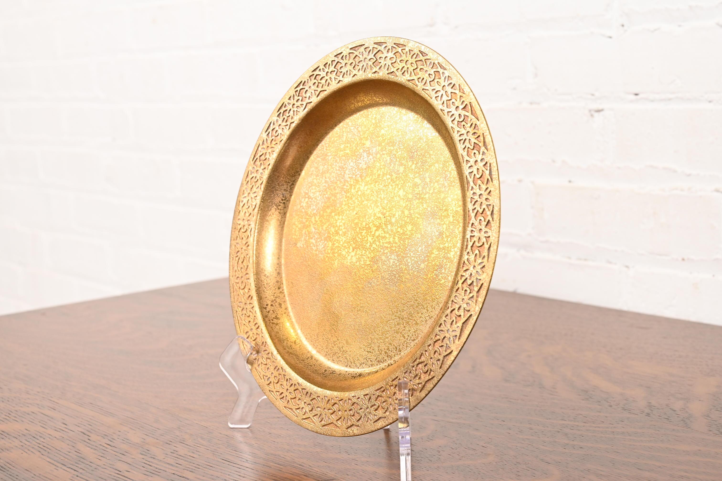 Tiffany Studios New York Bronze Doré Teller oder Ladegerät (amerikanisch) im Angebot