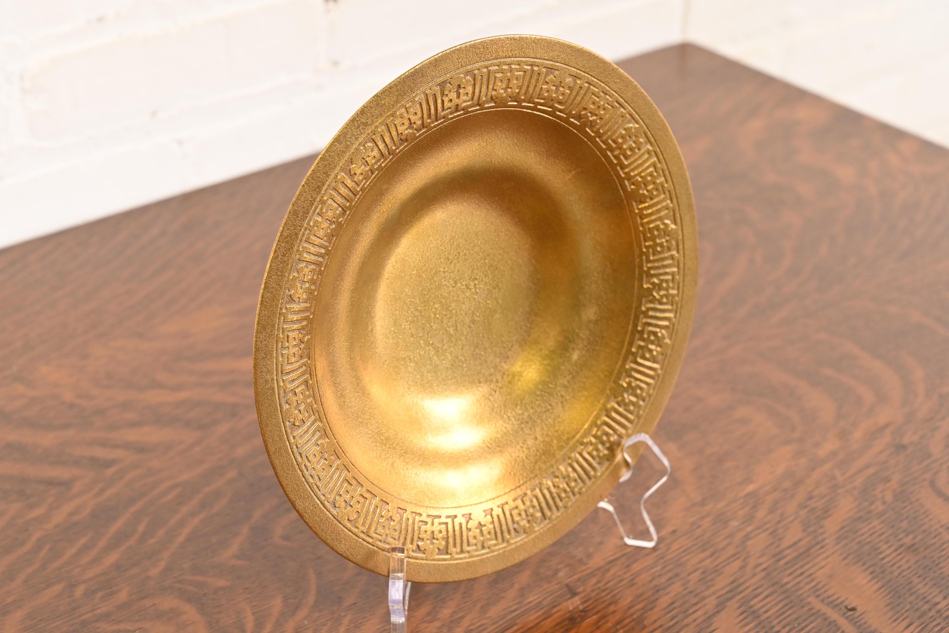Tiffany Studios New York Bronze Doré Plate ou Shallow Bowl Bon état - En vente à South Bend, IN