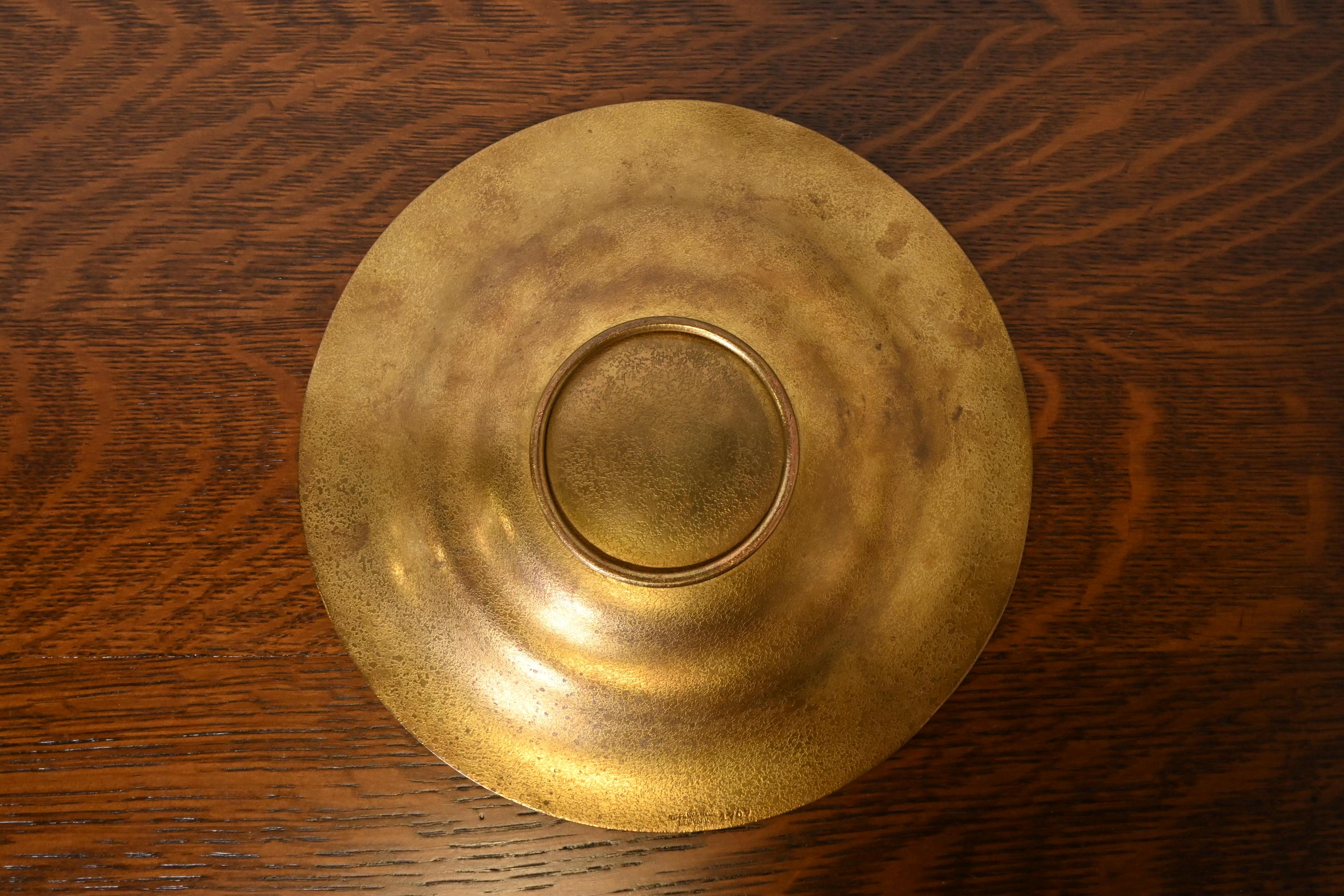 Tiffany Studios New York Bronze Doré Teller oder flache Schale im Angebot 2