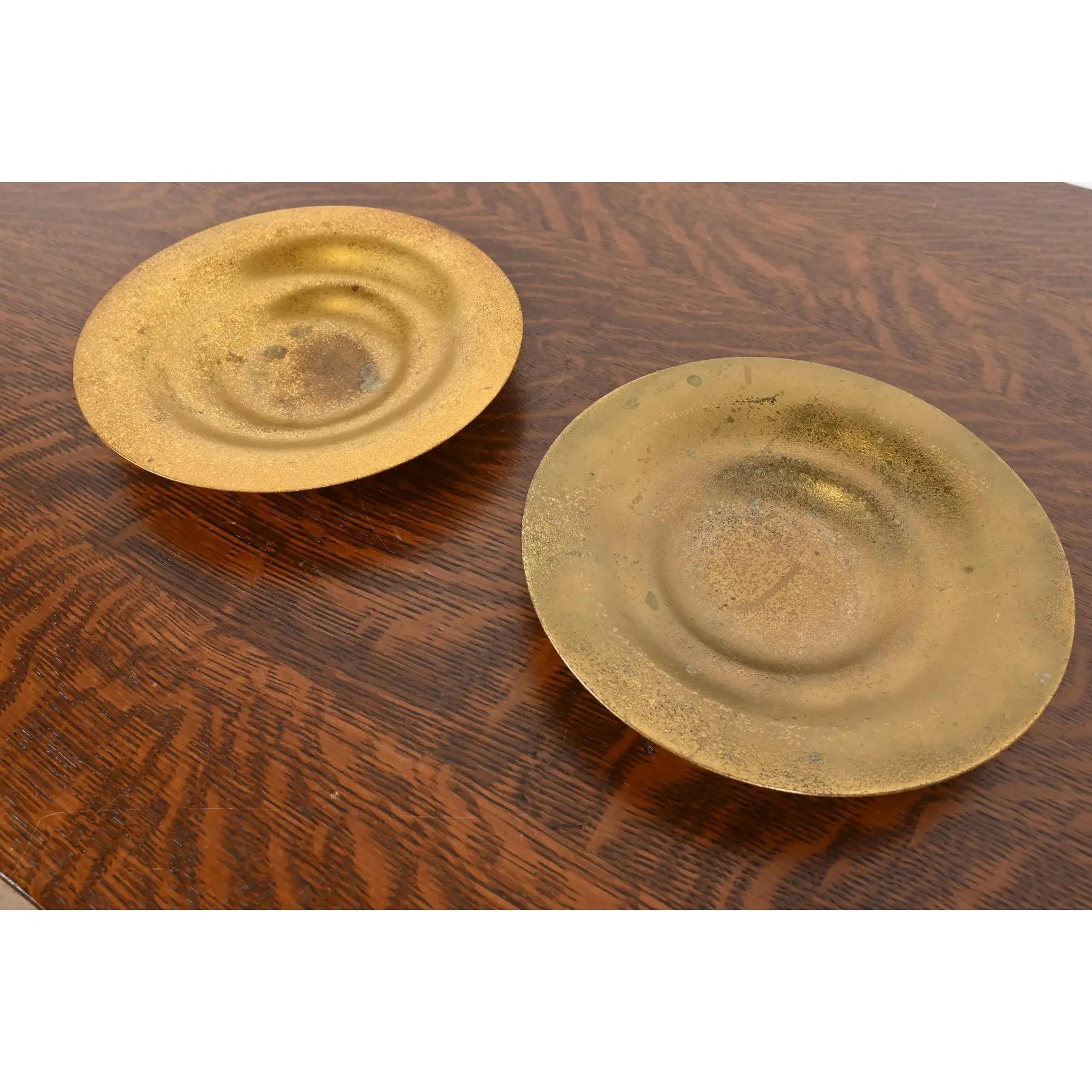 Tiffany Studios New York Bronze Doré-Teller oder flache Schalen, Paar im Zustand „Gut“ im Angebot in South Bend, IN