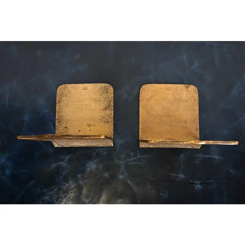 Tiffany Studios New York Bronze Doré Zodiac Bookends, Circa 1910 im Angebot 2