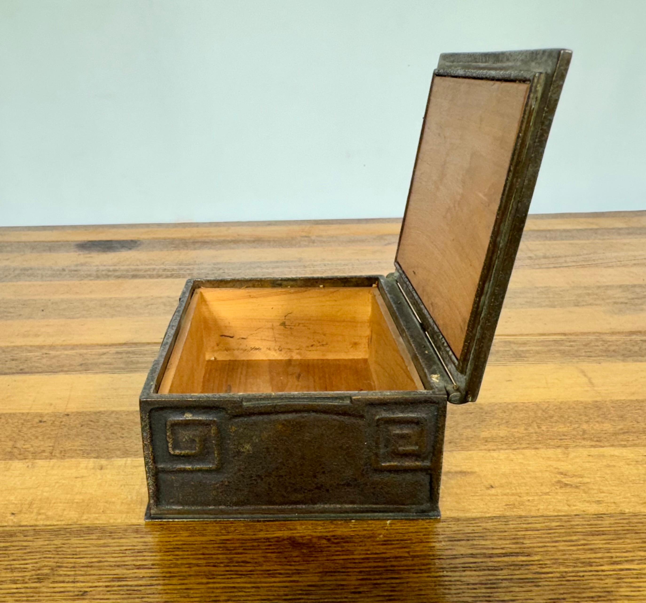 American Tiffany Studios New York Bronze Greek key Trinket box For Sale