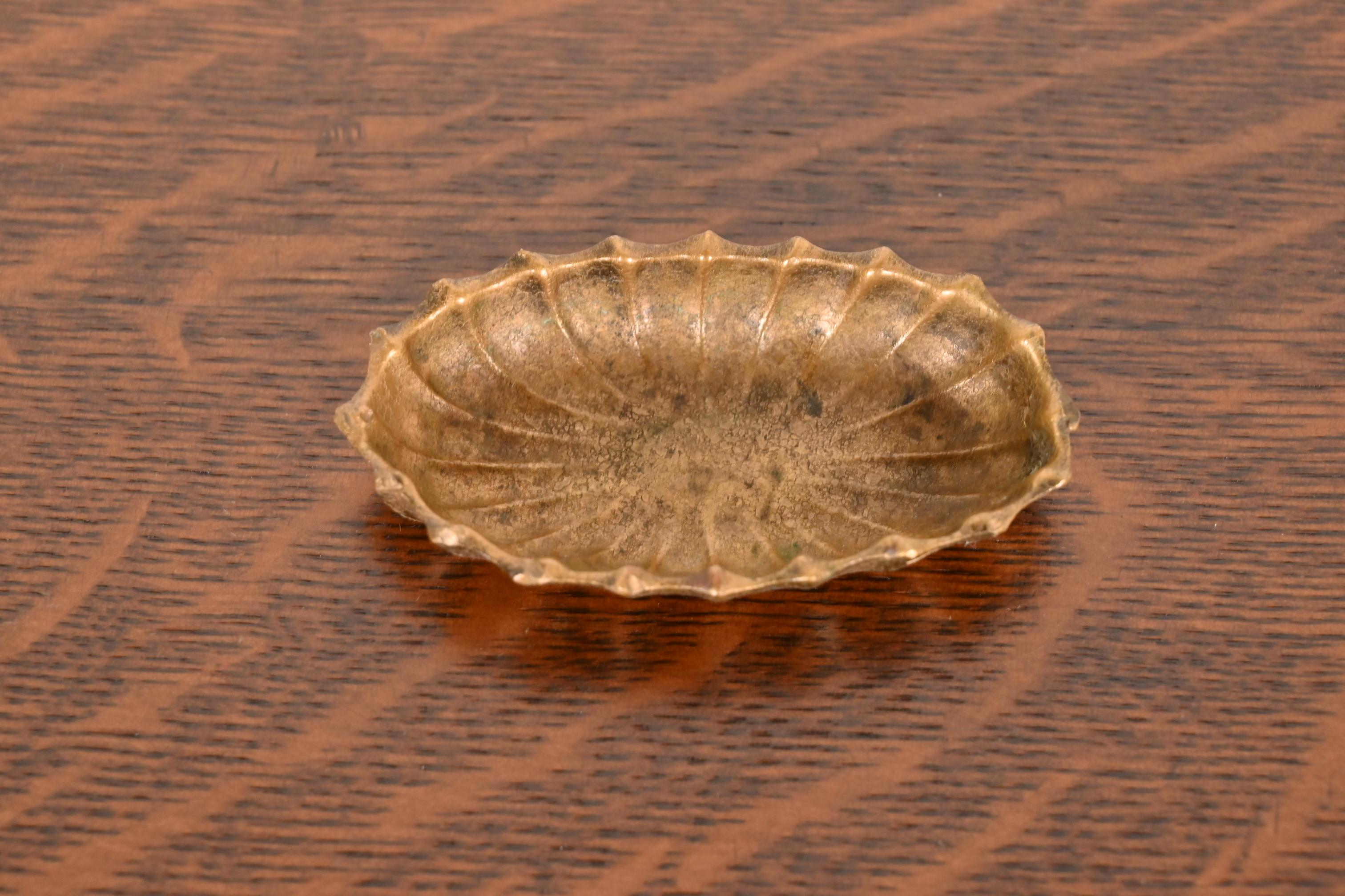 Tiffany Studios New York Plateaux gigognes en bronze, lot de quatre en vente 3