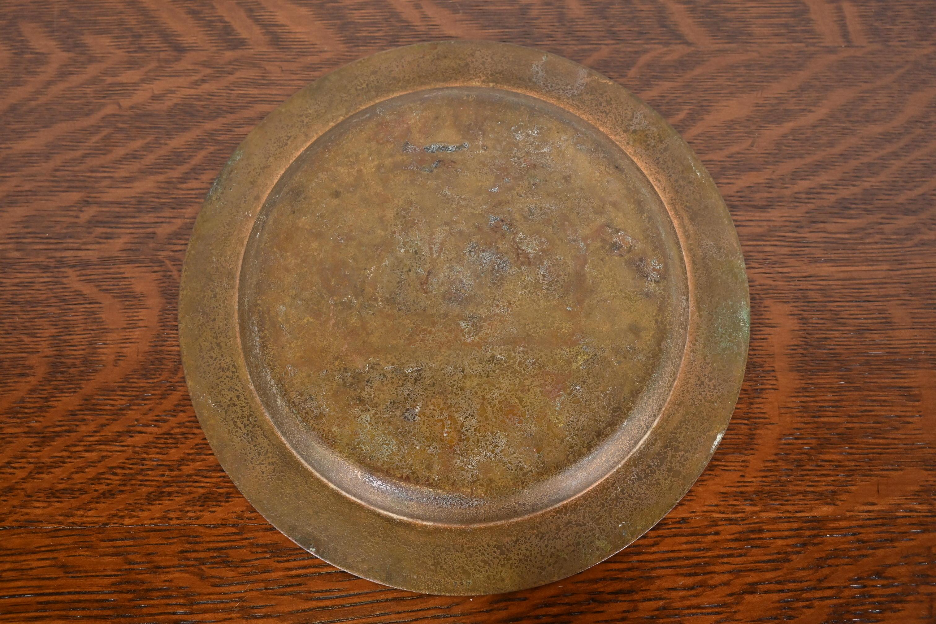 Assiette en bronze Tiffany Studios New York en vente 3