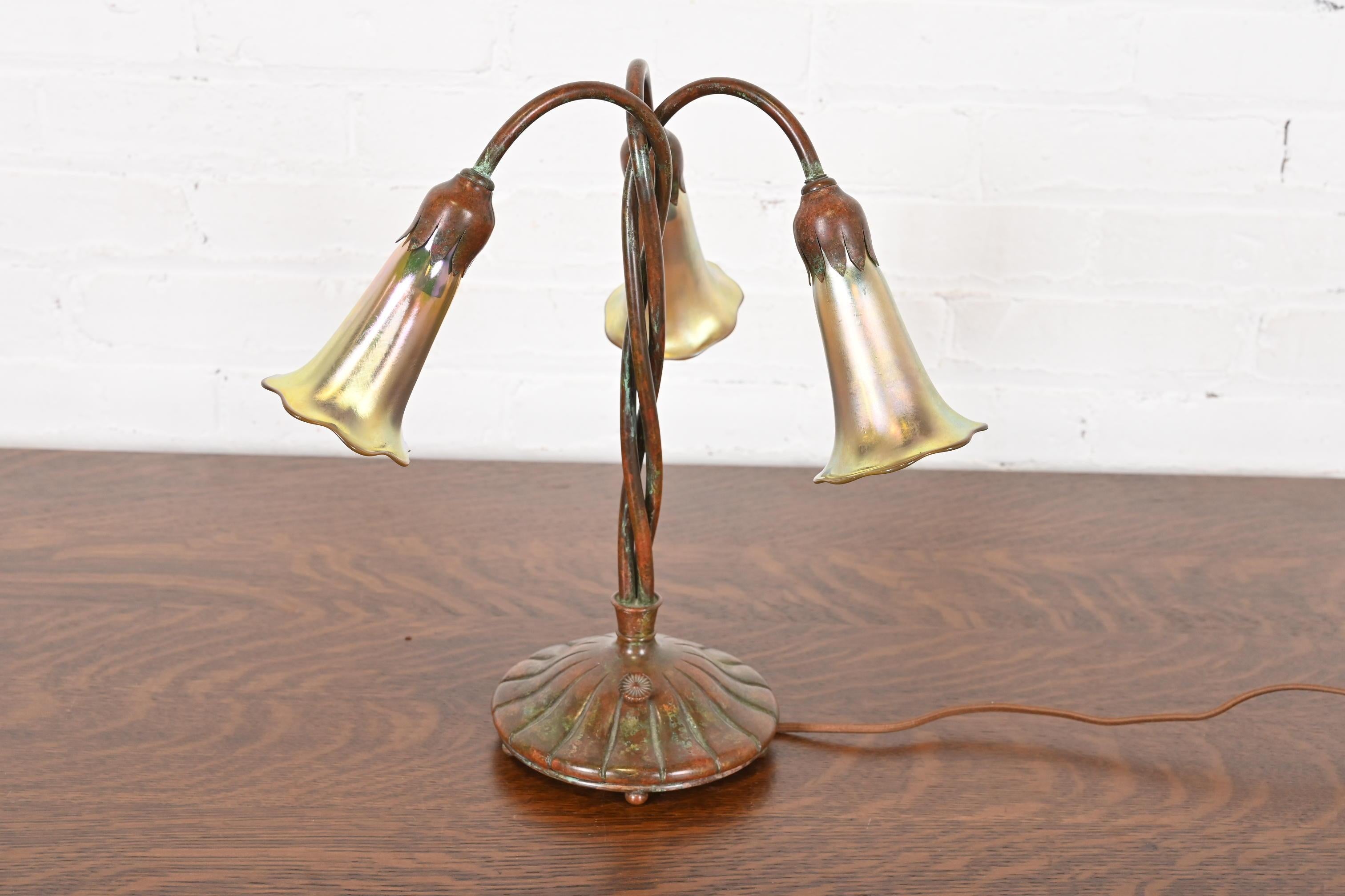 Arts and Crafts Tiffany Studios New York Bronze Three-Light Lily Table Lamp For Sale