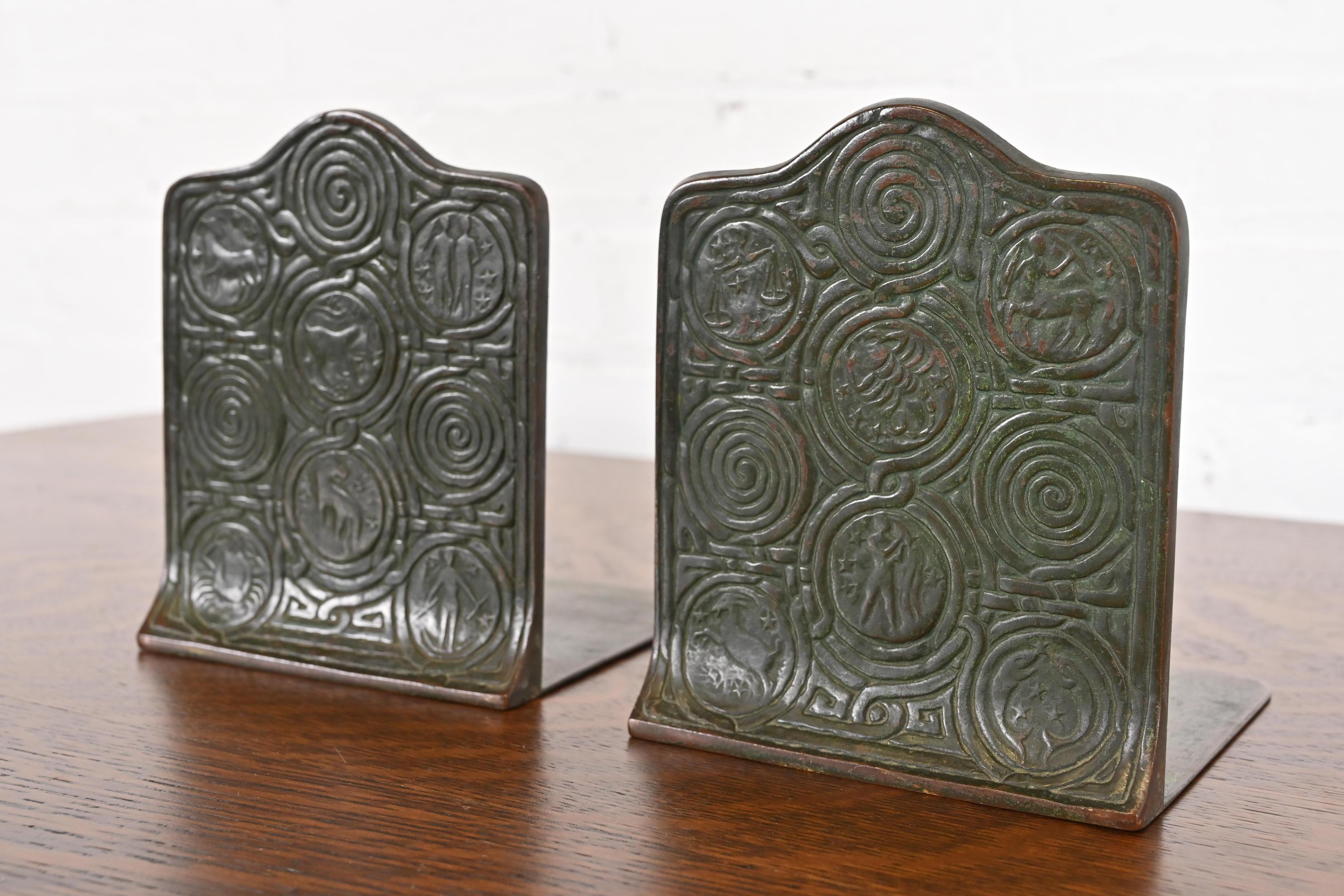 Ein wunderschönes Paar von Arts & Crafts oder Art Deco Zeitraum 