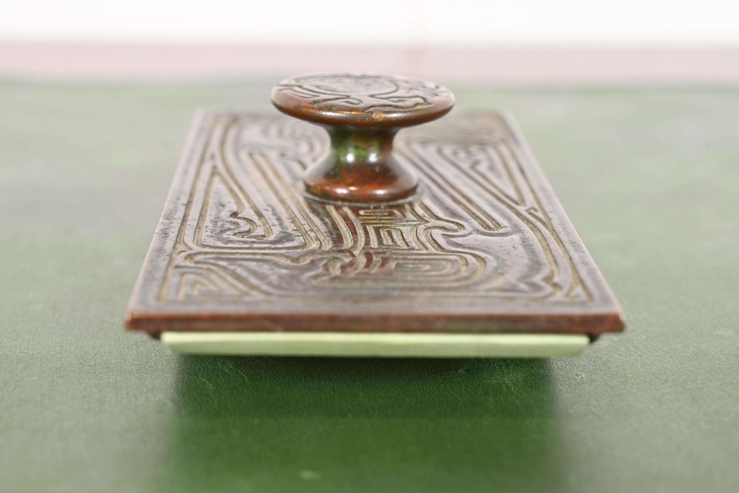 Tiffany Studios New York, modello cinese in bronzo, cestino per dondolo in vendita 4