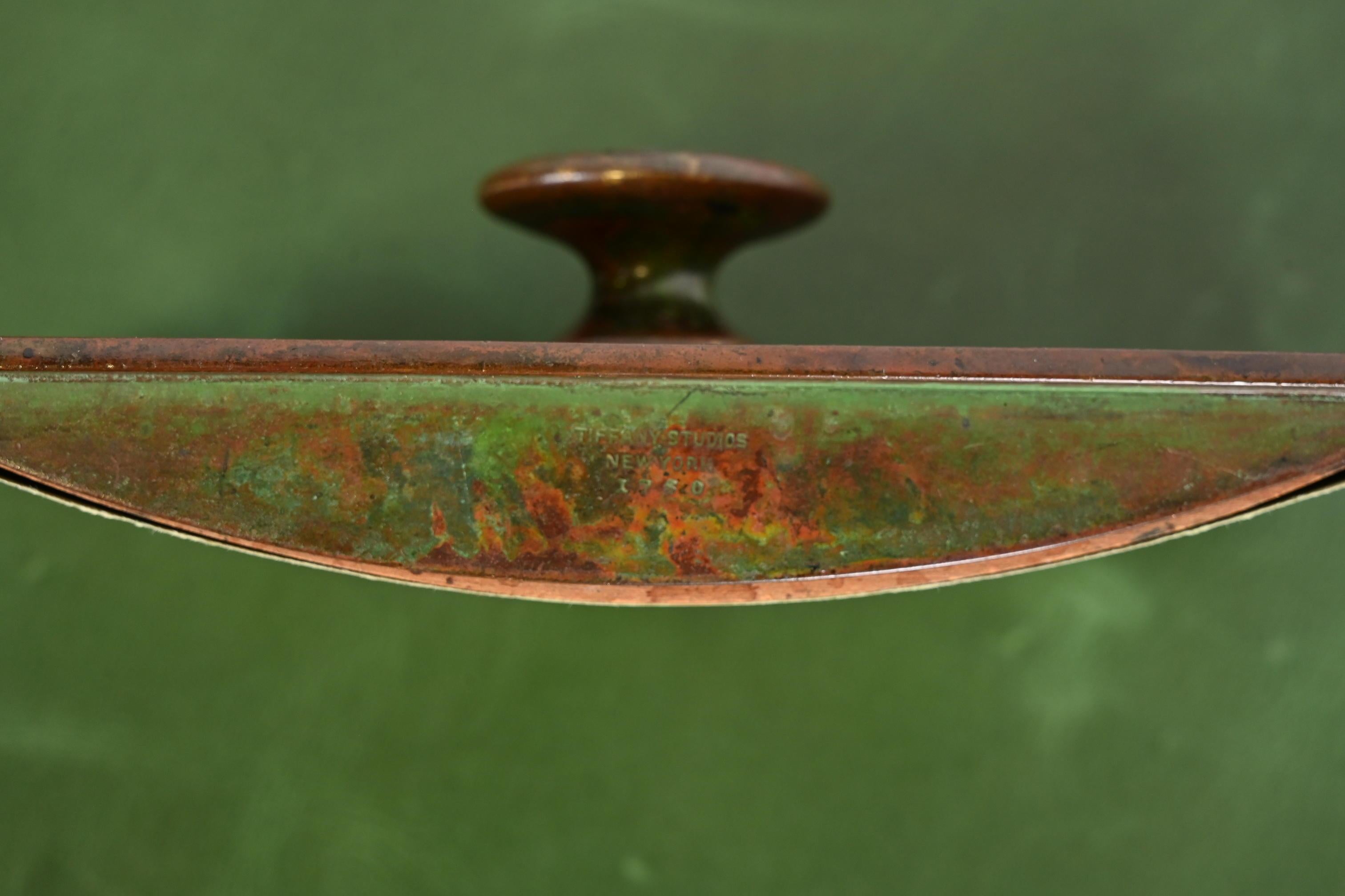 Tiffany Studios New York, modello cinese in bronzo, cestino per dondolo in vendita 8