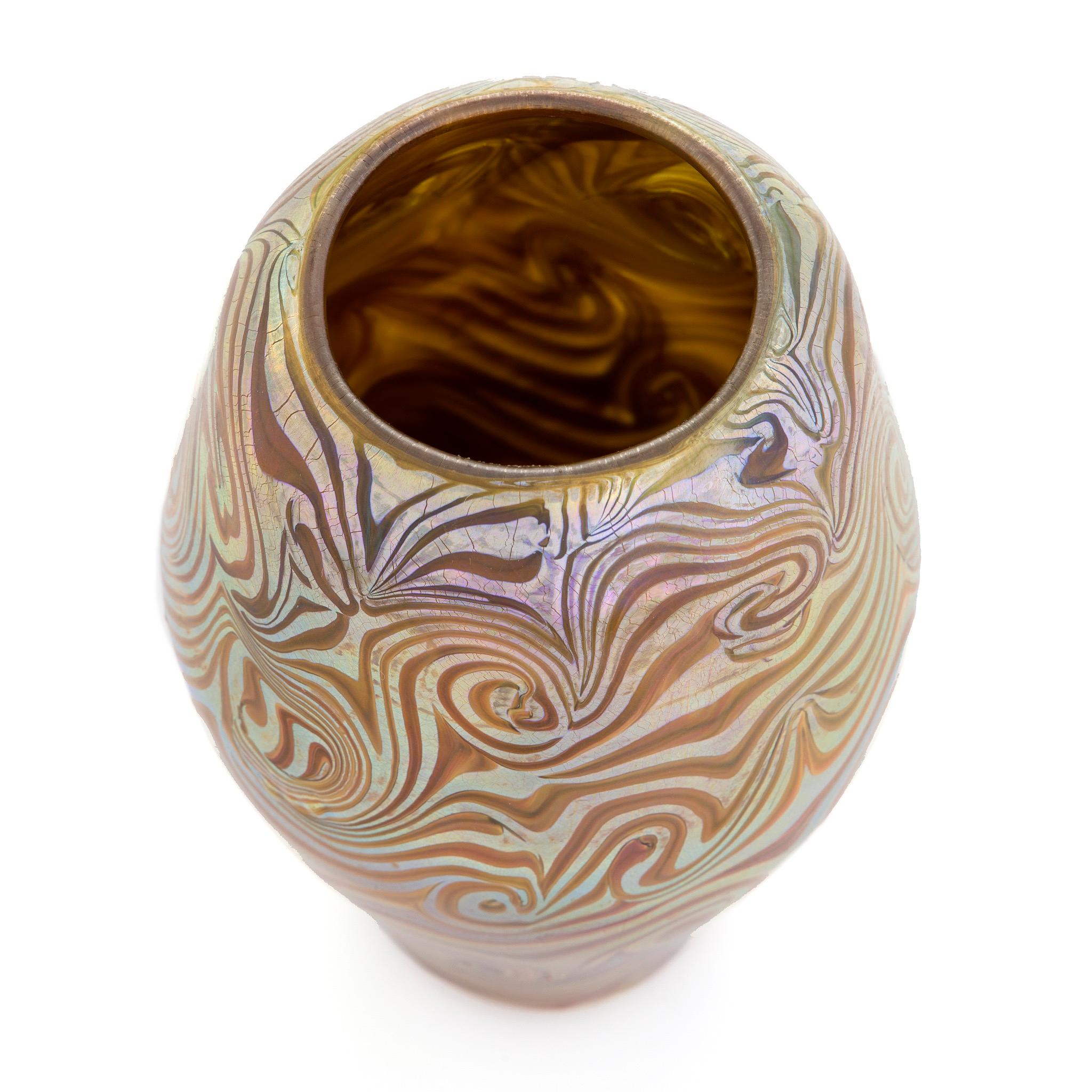 Art Nouveau Vaso di vetro Favrile 