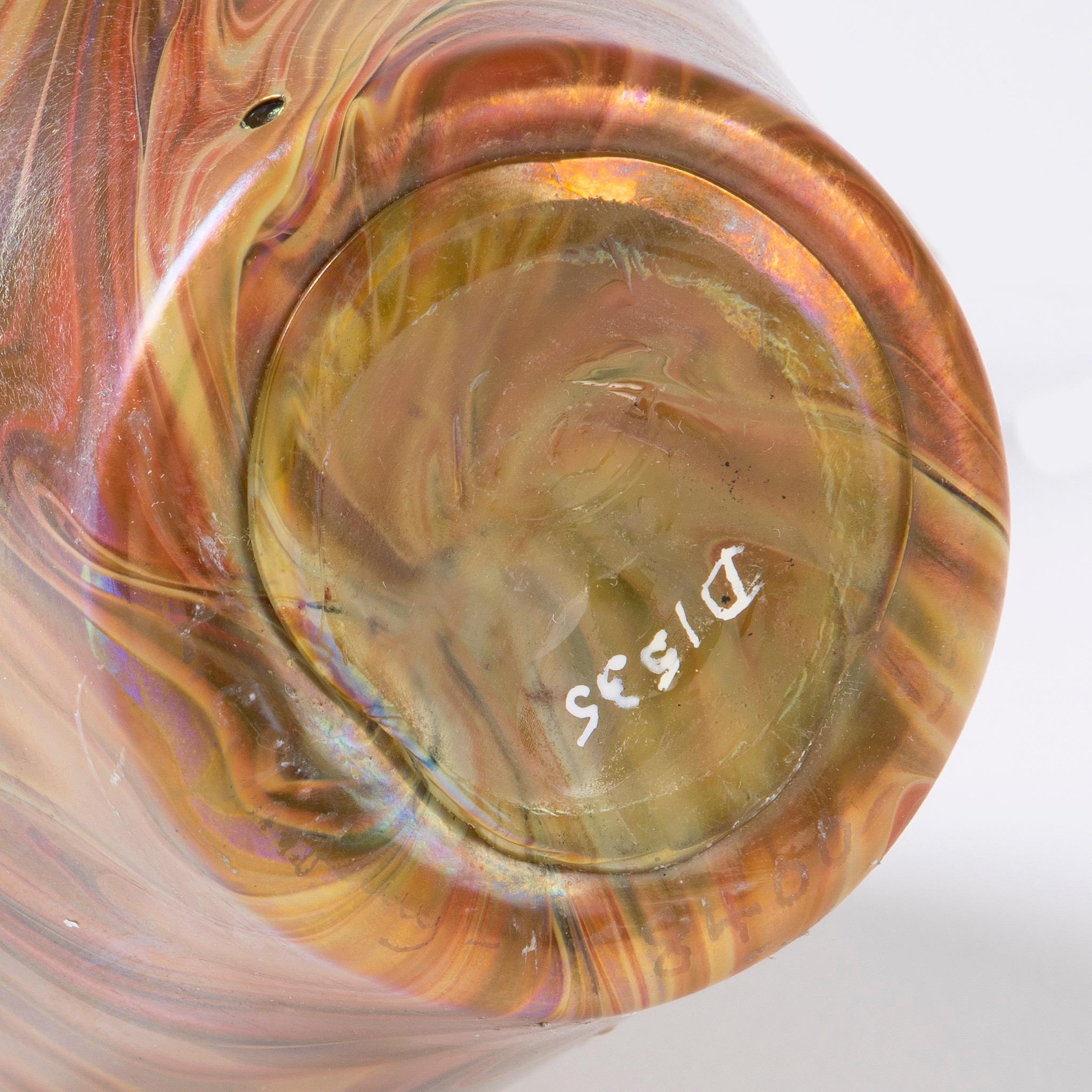 XX secolo Vaso di vetro Favrile 