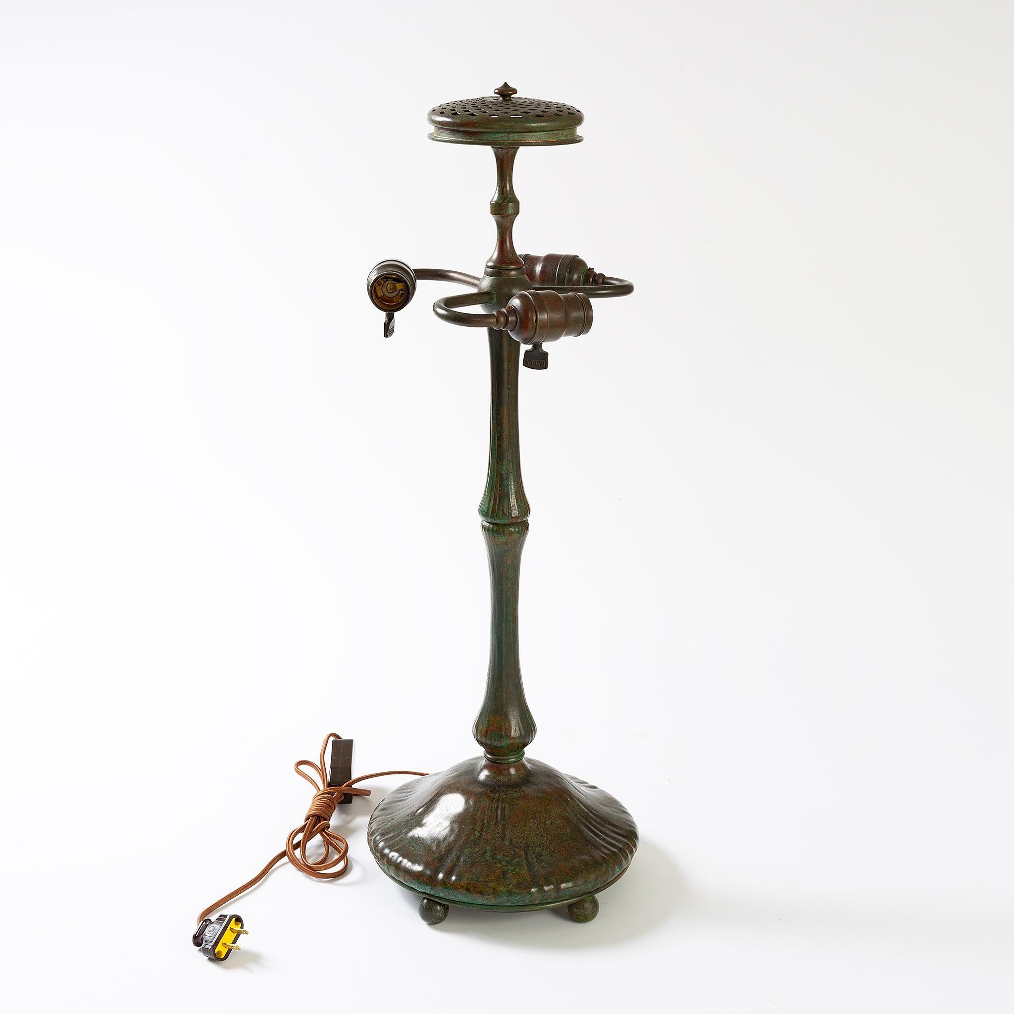 American Tiffany Studios New York “Dragonfly” Table Lamp