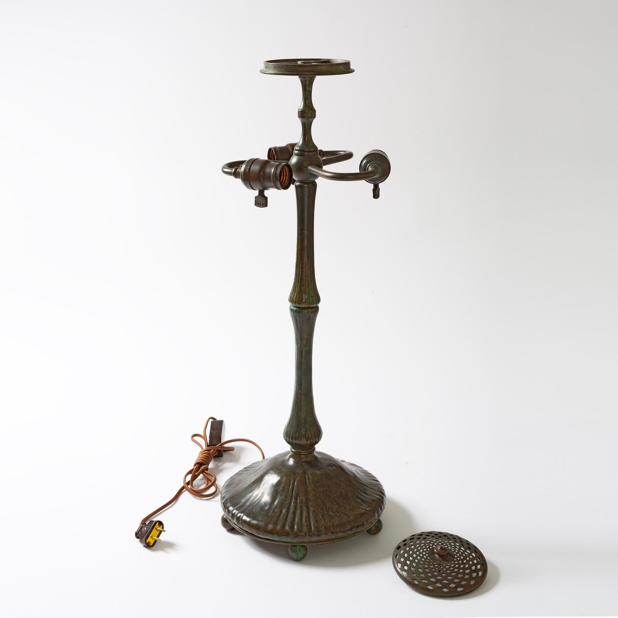 20th Century Tiffany Studios New York “Dragonfly” Table Lamp