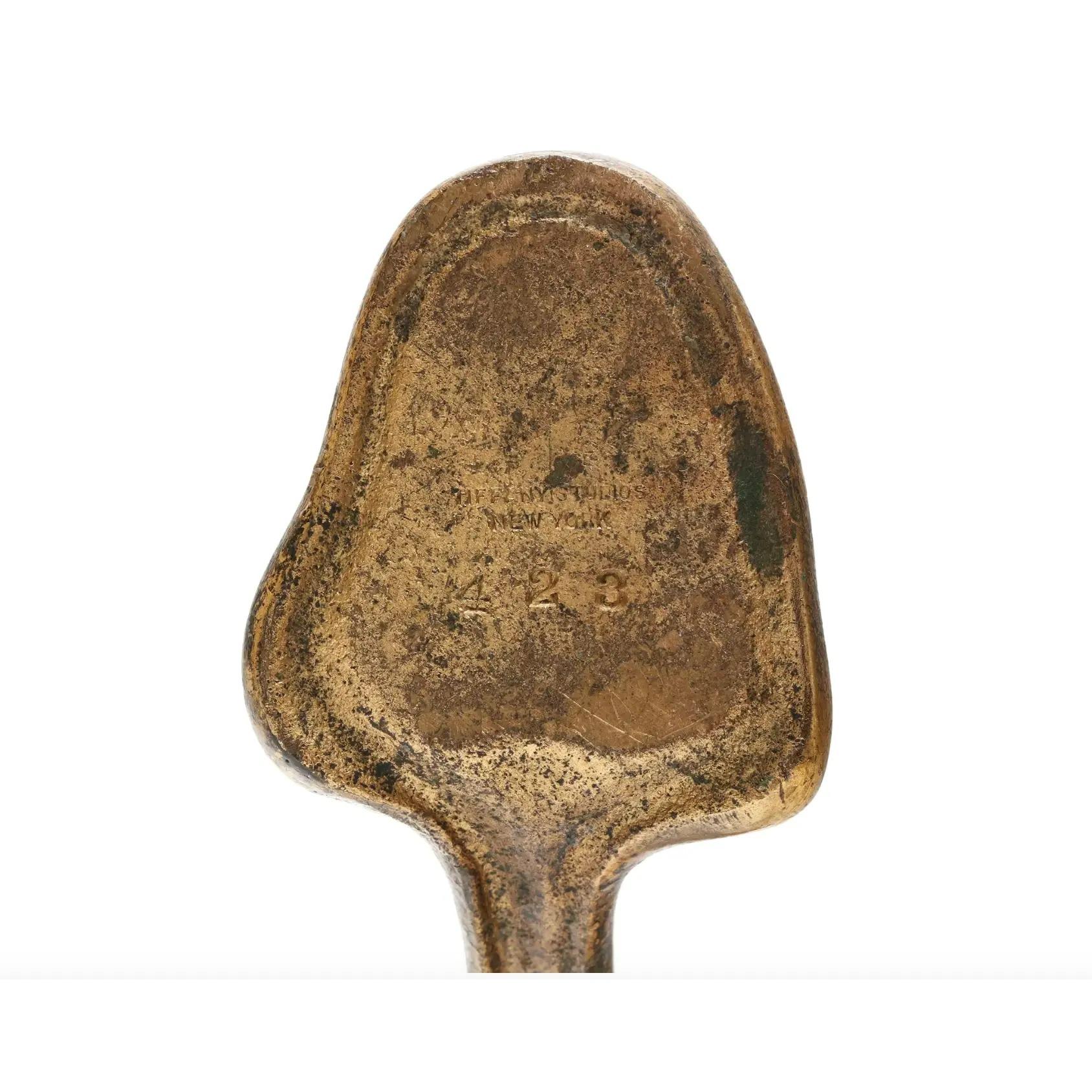 Lampada da terra ad arpa in bronzo dorato di Tiffany Studios New York con paralume in vetro Favrile in vendita 7