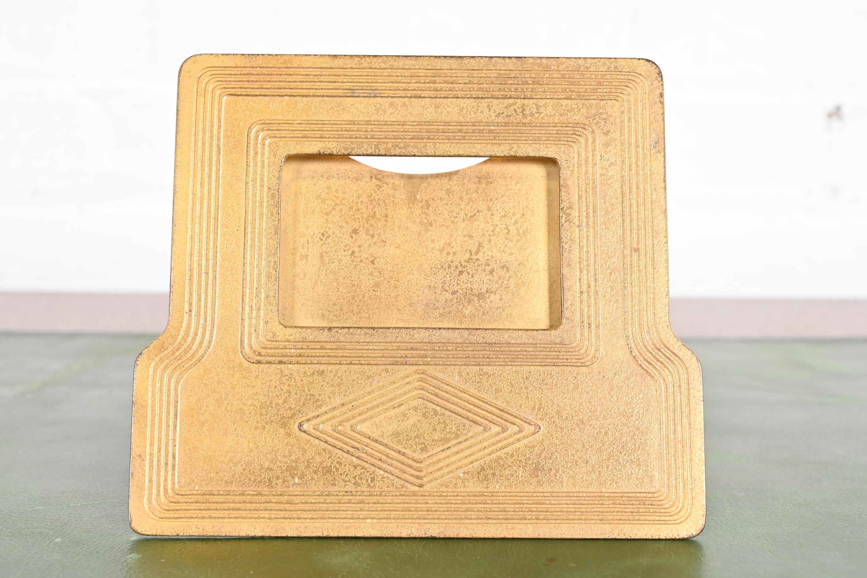 Eine wunderschöne antike Arts & Crafts oder Art Deco Zeitraum vergoldeter Bronze 