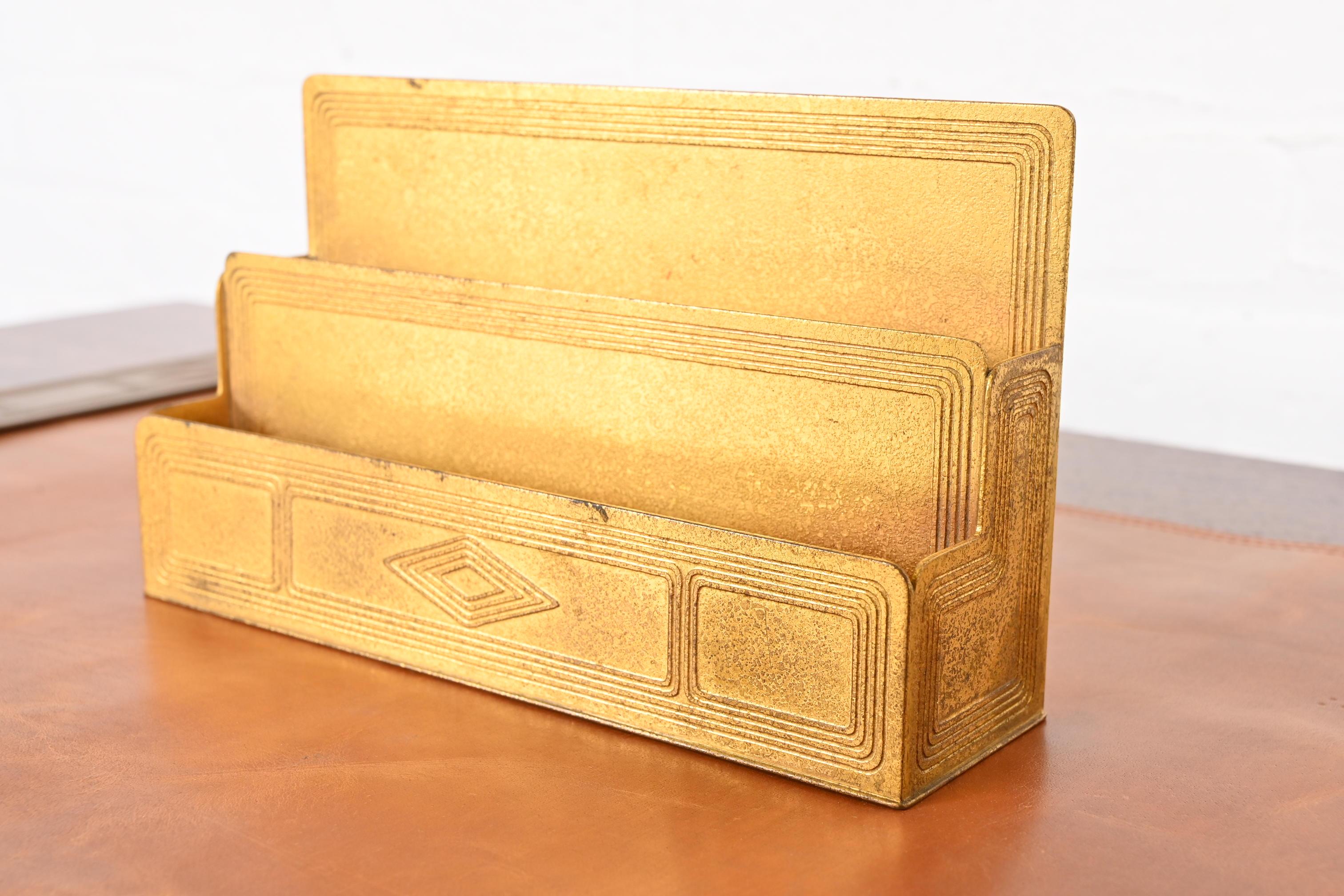 Américain Tiffany Studios New York Graduate Bronze Doré Porte-lettres en vente