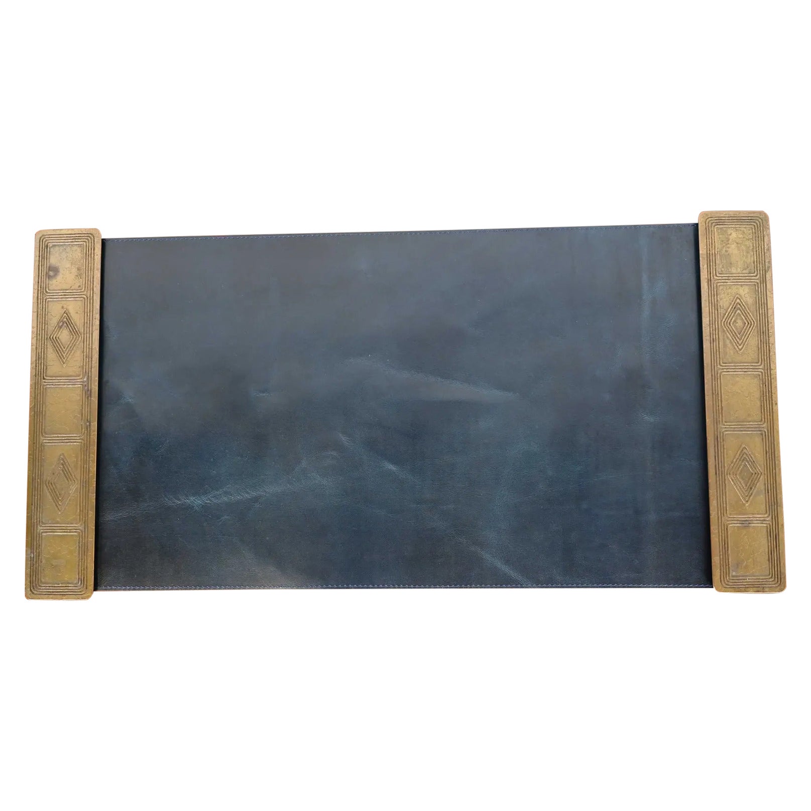 Tiffany Studios New York Graduate Pattern Bronze Blotter Ends im Angebot