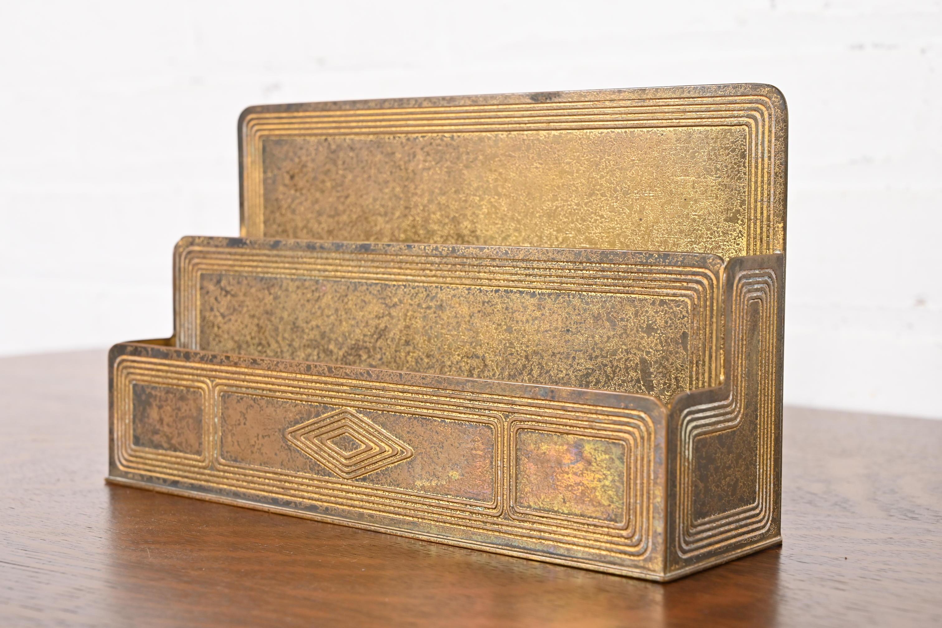 Eine wunderschöne antike Arts & Crafts oder Art Deco Zeitraum vergoldeter Bronze 