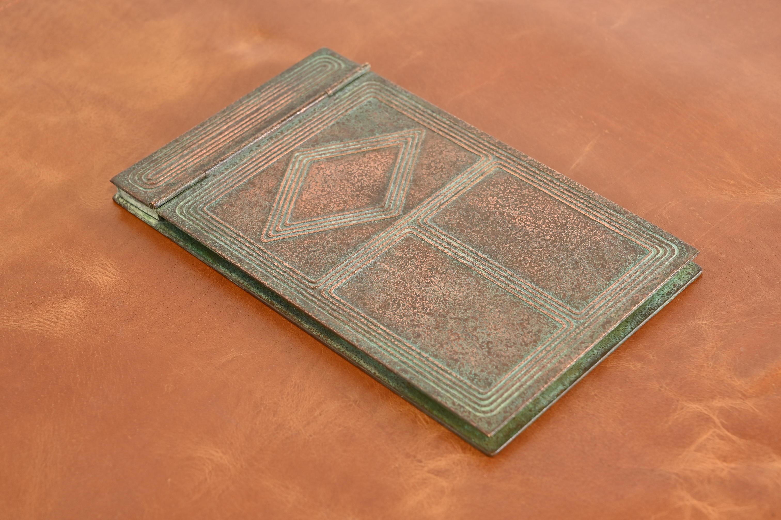 Eine wunderschöne antike Arts & Crafts oder Art Deco Zeitraum Bronze 