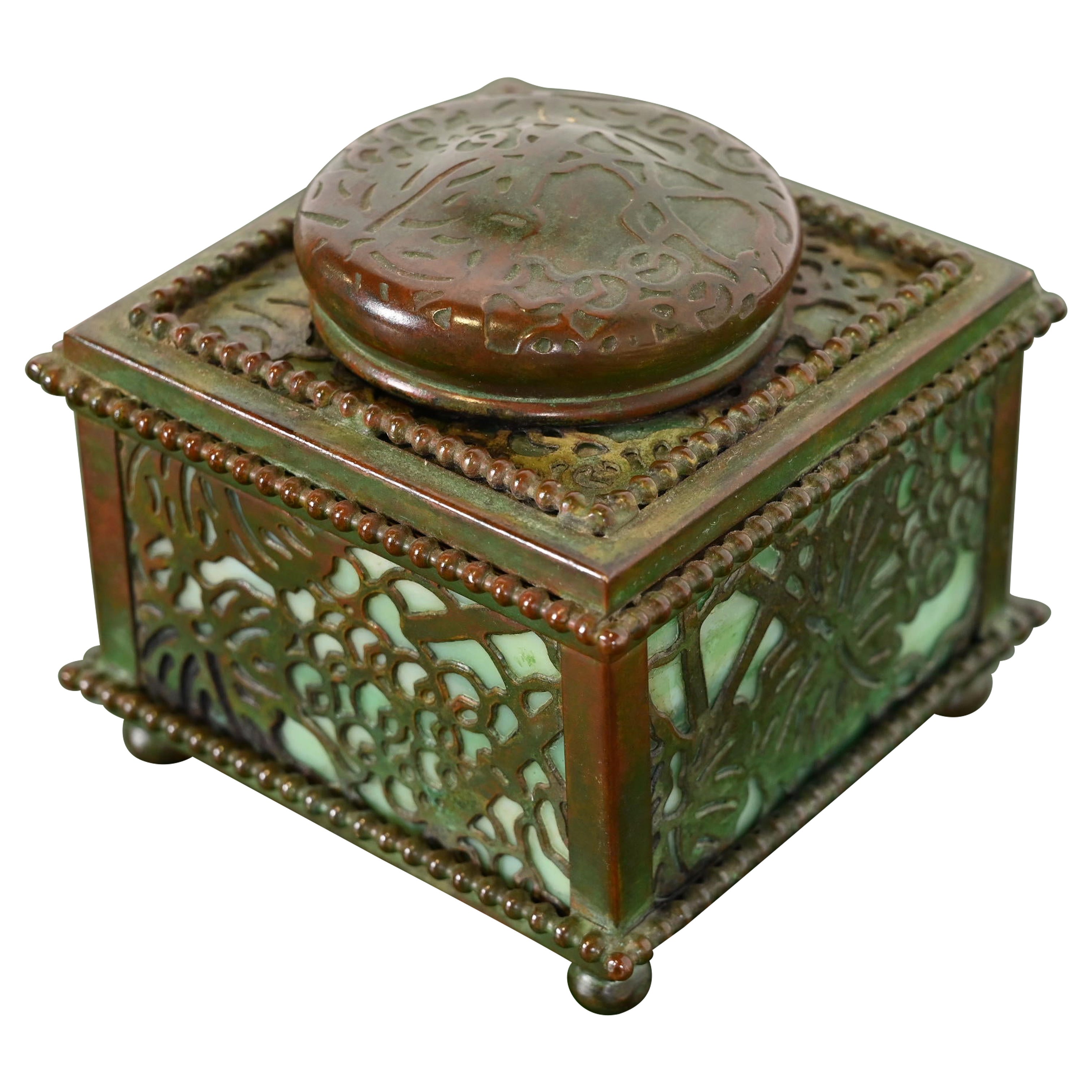 Weinreben-Tintenfass aus Bronze und Schlackenglas, Tiffany Studios, New York