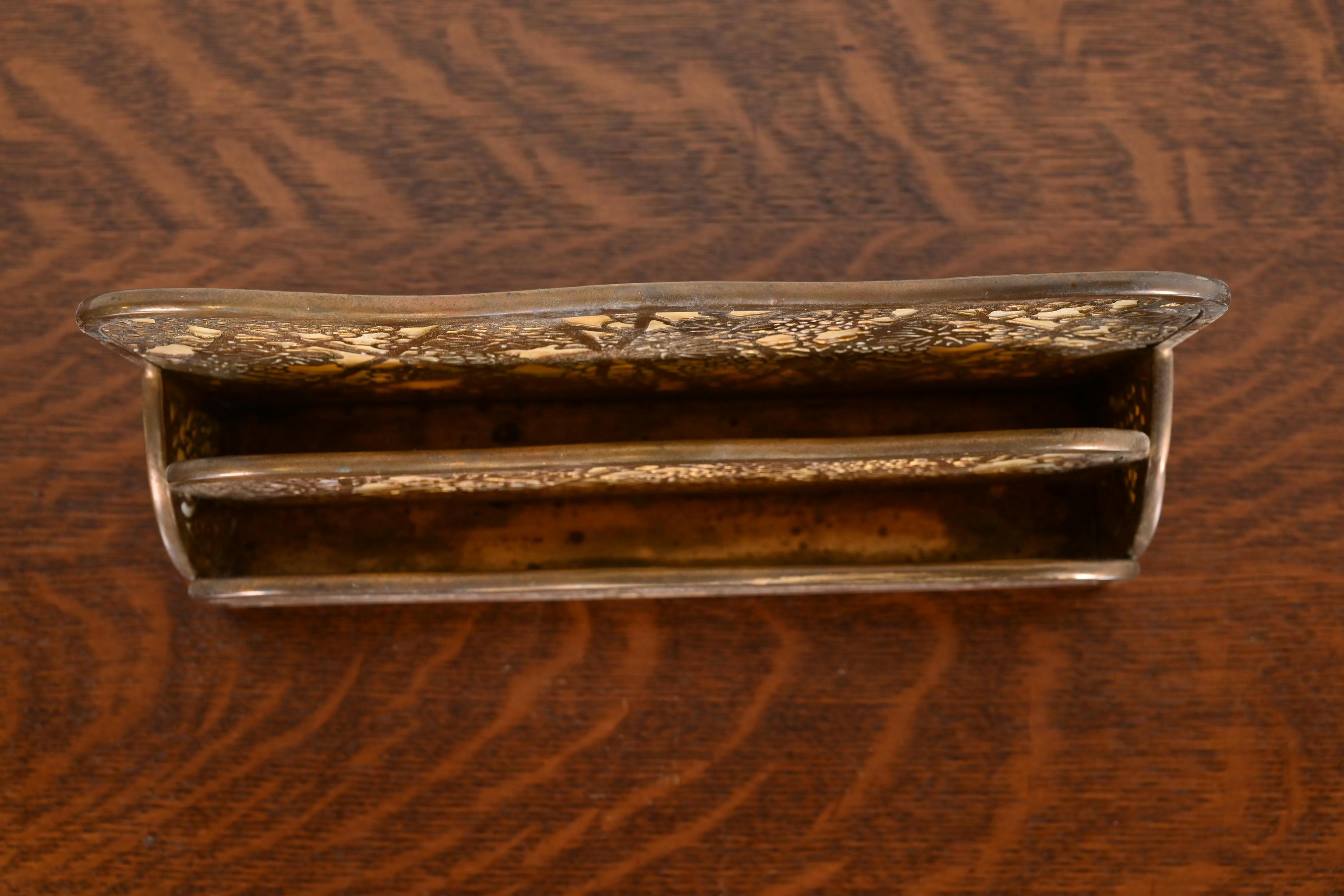Tiffany Studios New York Grapevine Pattern Bronze Doré & Slag Glass Letter Rack In Good Condition In South Bend, IN