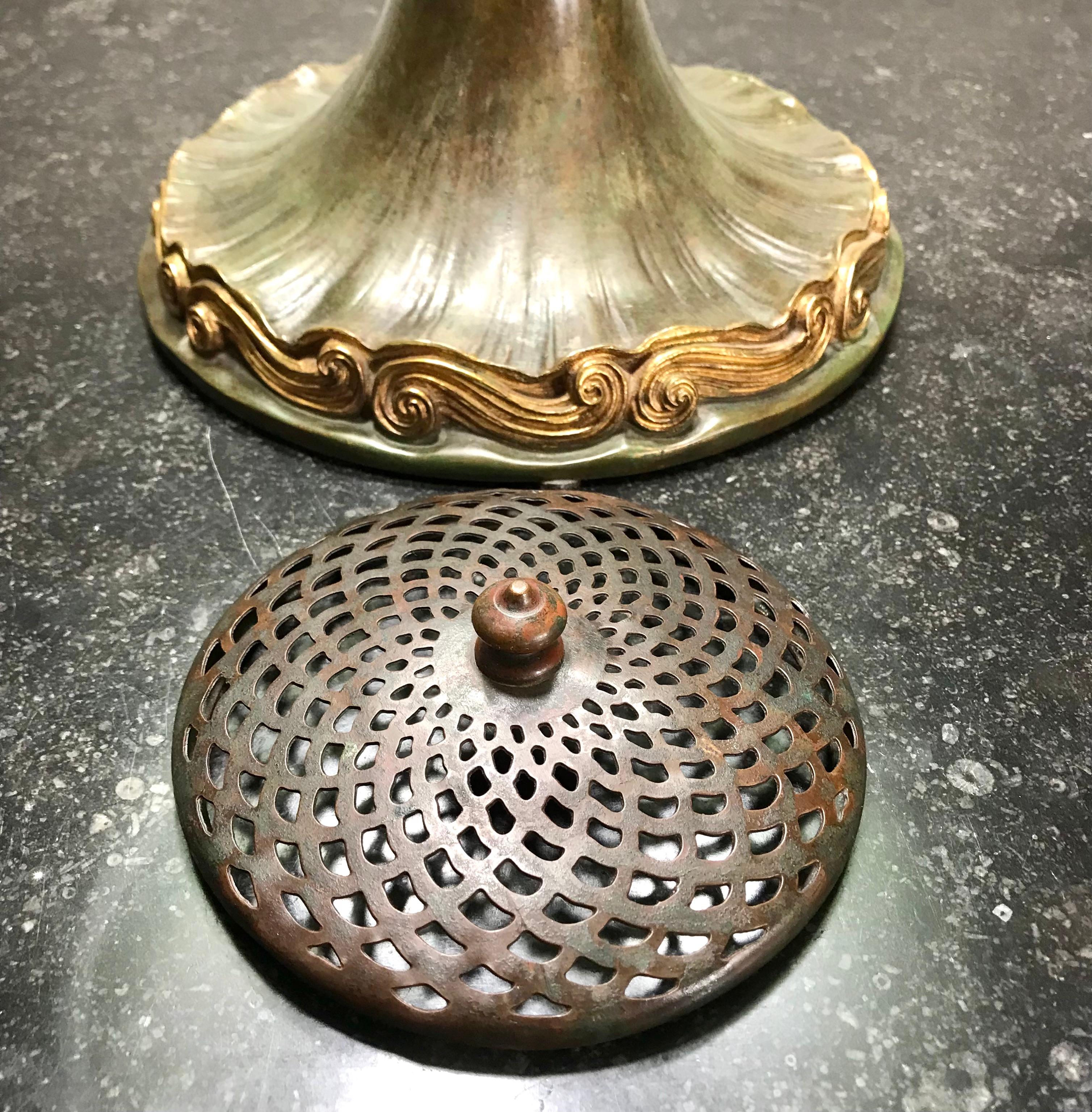 Tiffany Studios New York “Greek Key” Table Lamp For Sale 1