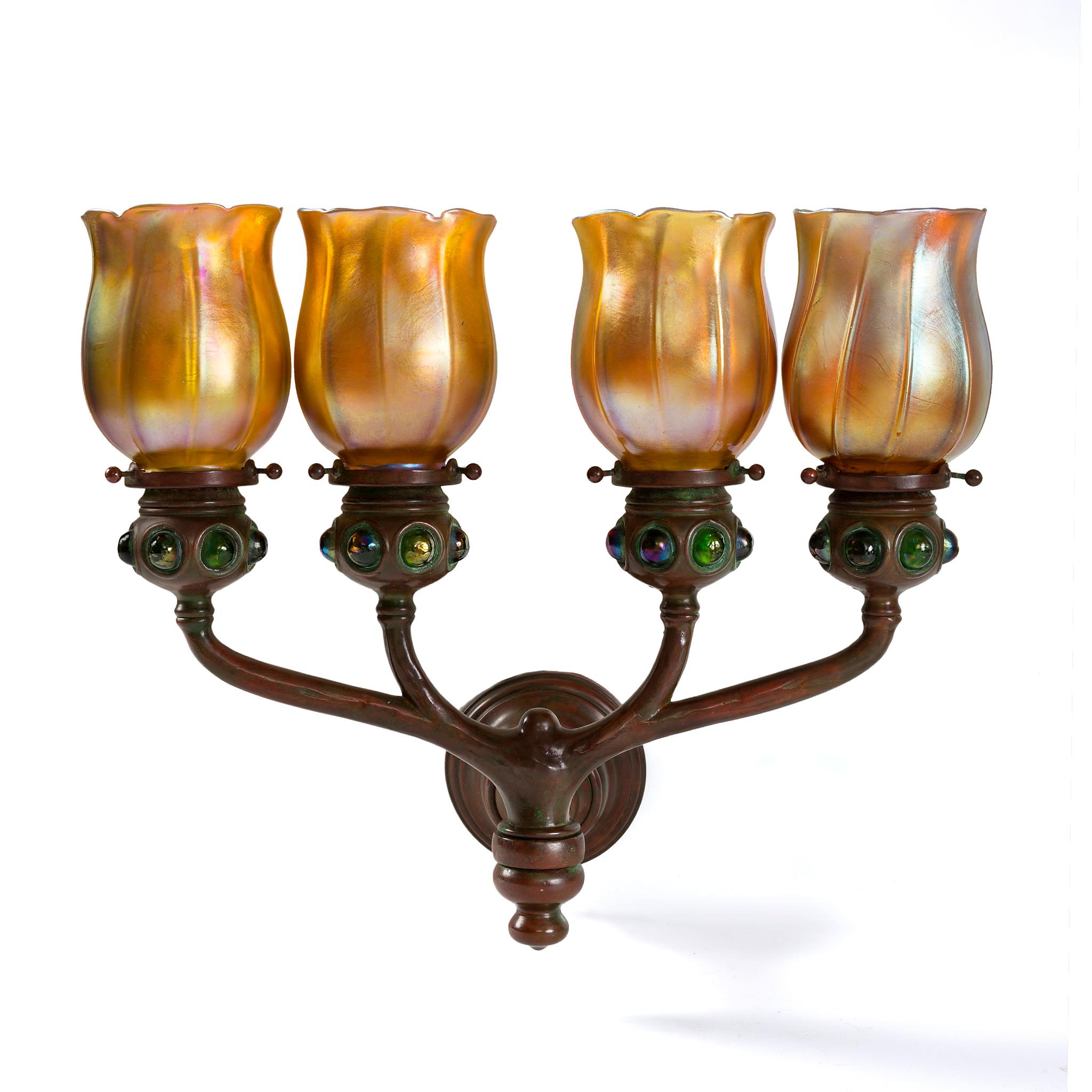 Este resplandeciente candelabro 