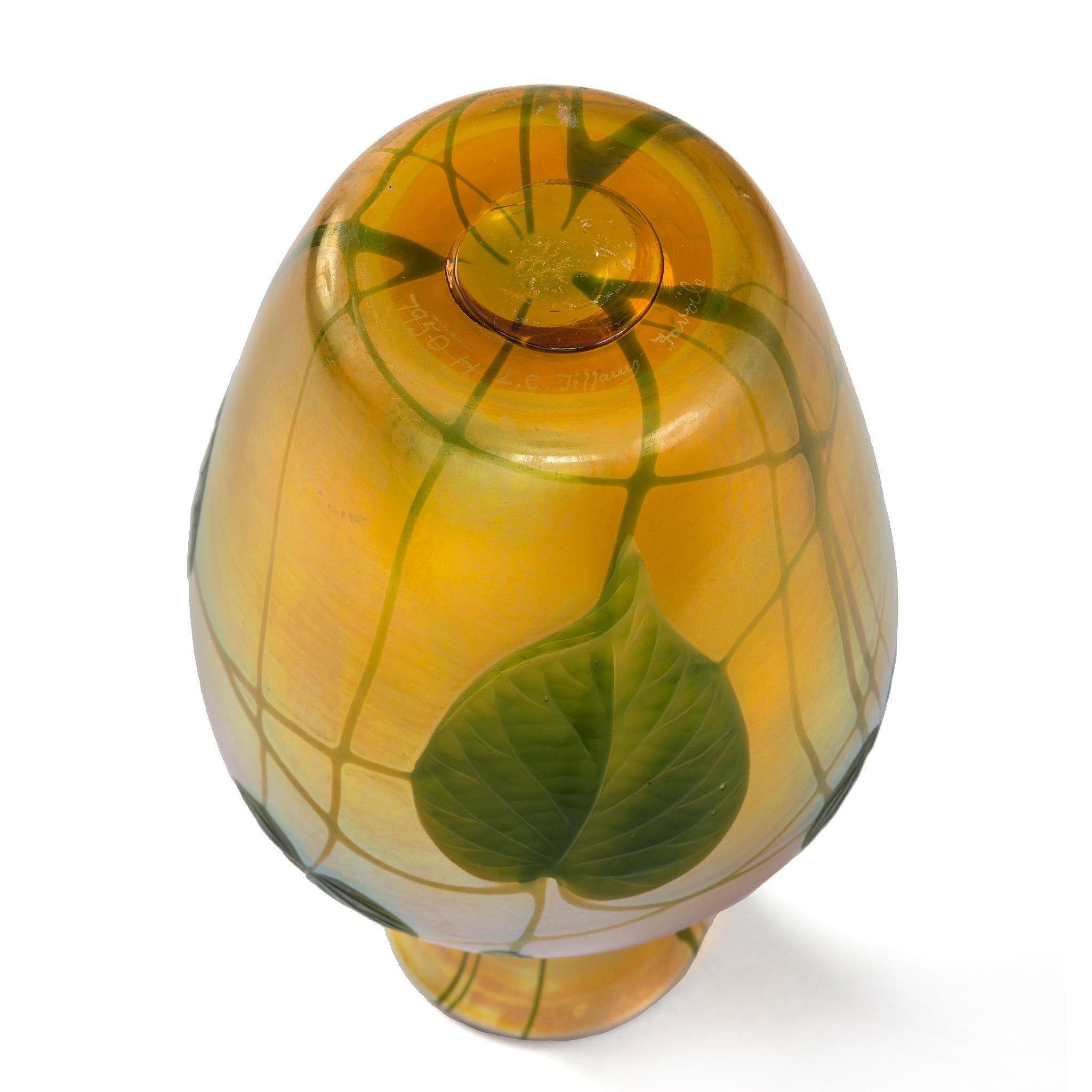 20ième siècle Studio &New Studios New York Vase en verre Favrile 