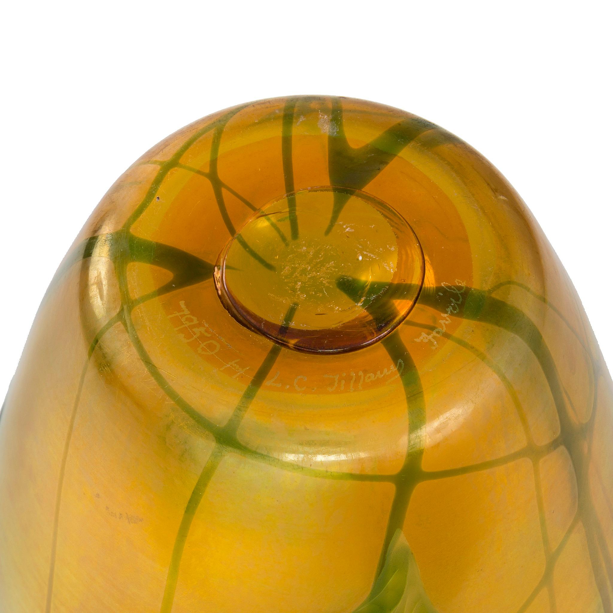 Verre Studio &New Studios New York Vase en verre Favrile 