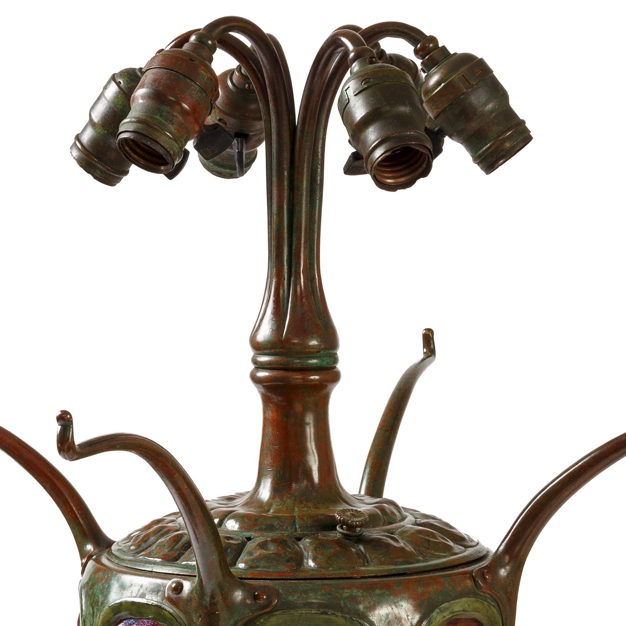 Tiffany Studios New York lampe de table « pivoine » en vente 3