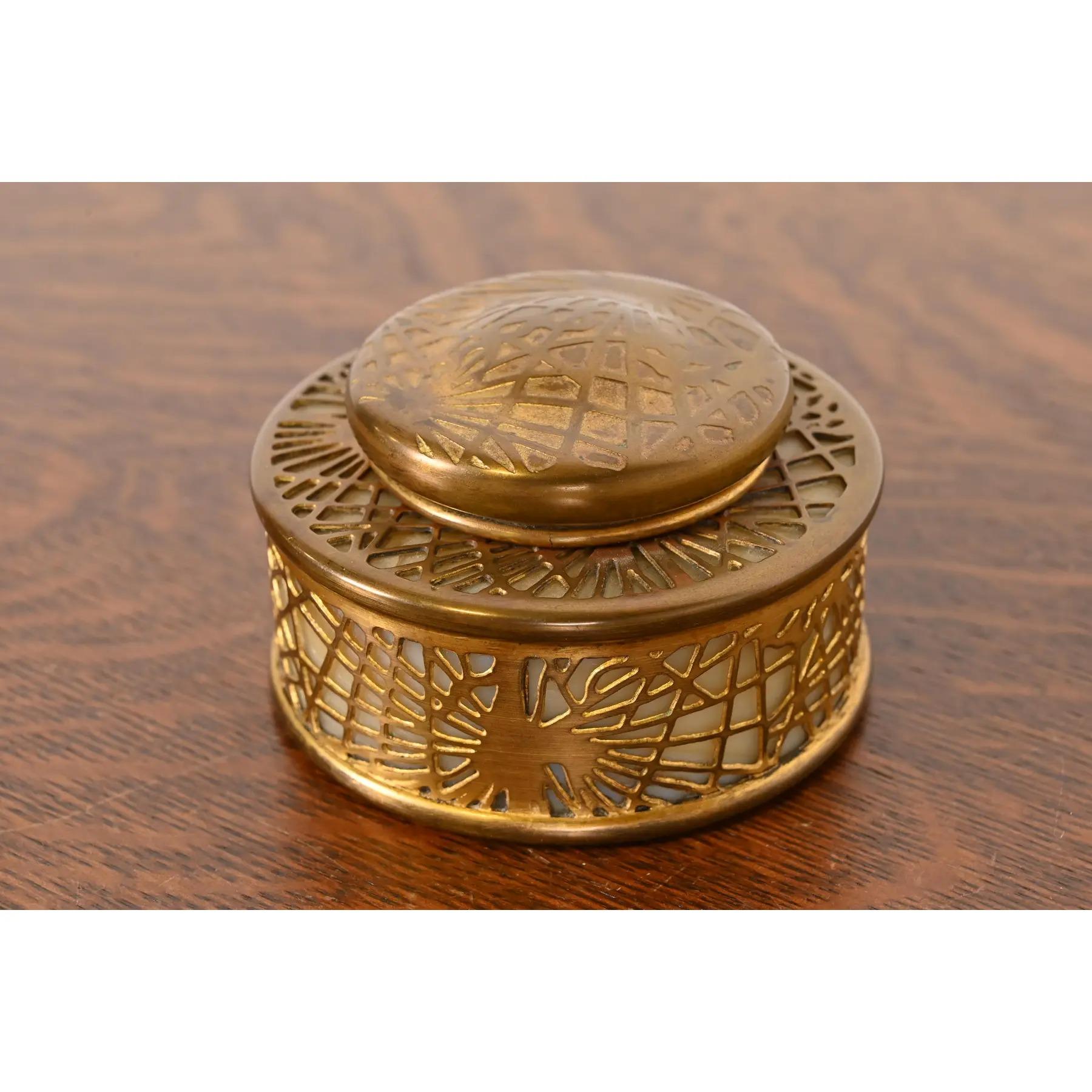 Tiffany Studios New York Pine Needle Bronze Doré and Favrile Slag Glass Desk Set For Sale 3