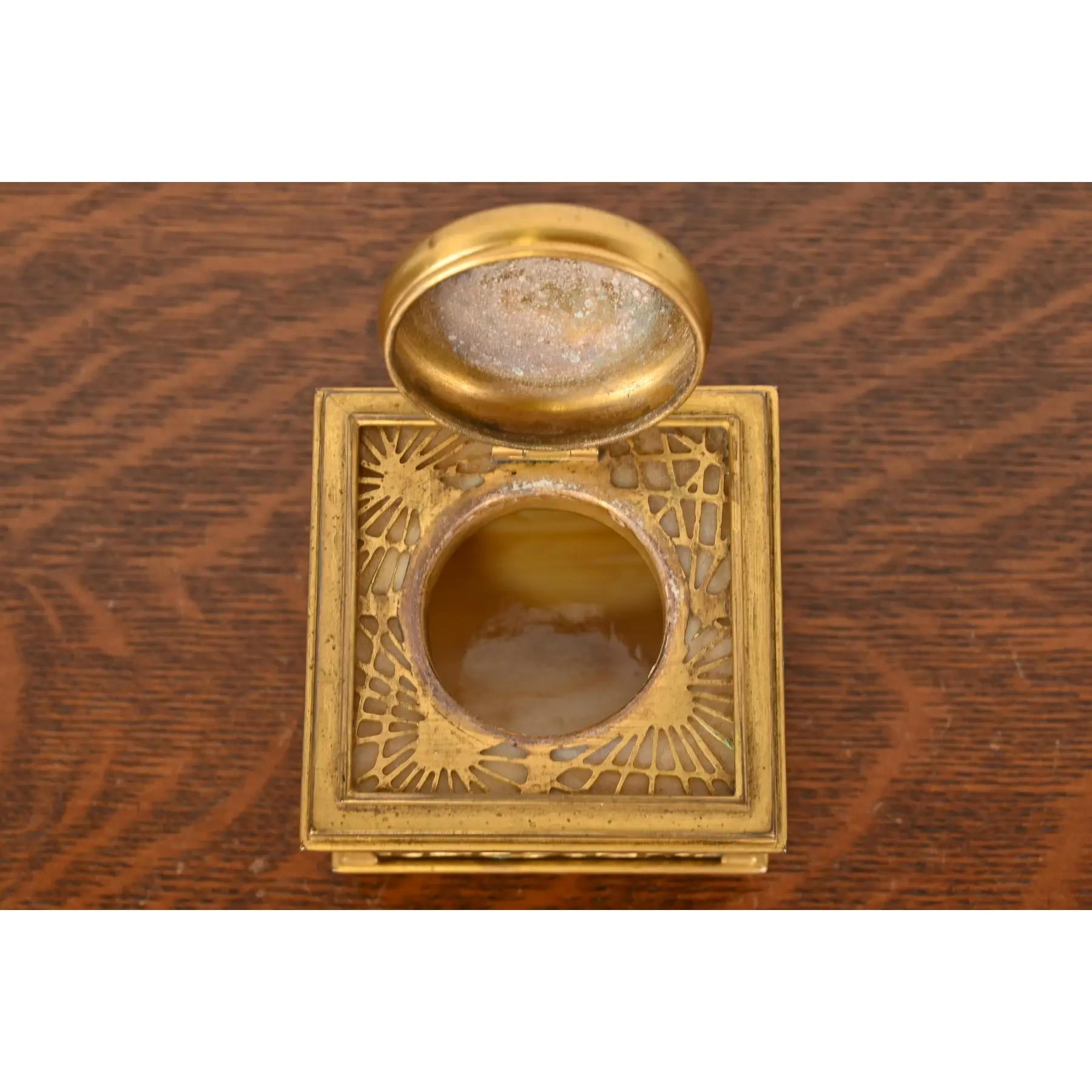 Tiffany Studios New York Pine Needle Bronze Doré and Favrile Slag Glass Inkwell For Sale 1