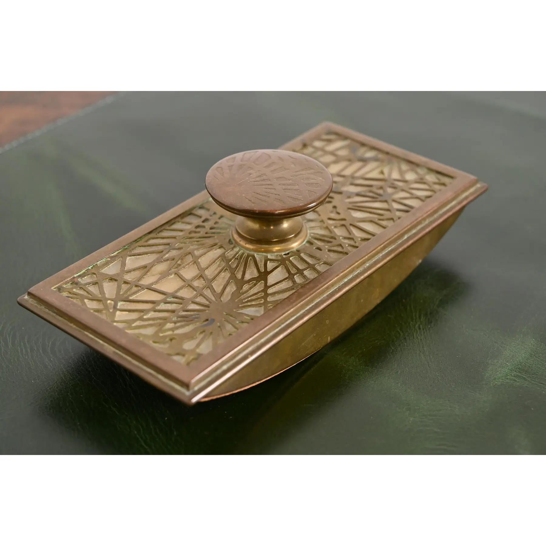 Tiffany Studios New York Pine Needle Bronze Doré and Slag Glass Nine-Piece Desk For Sale 2