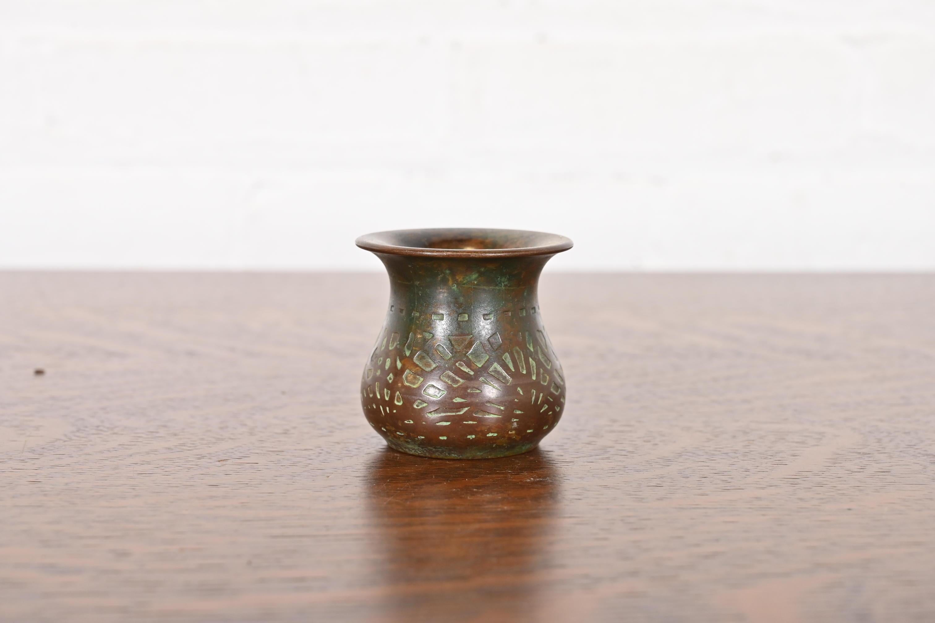 Arts and Crafts Tiffany Studios New York Pine Needle Bronze Glue Pot or Brush Holder, Circa 1910 For Sale
