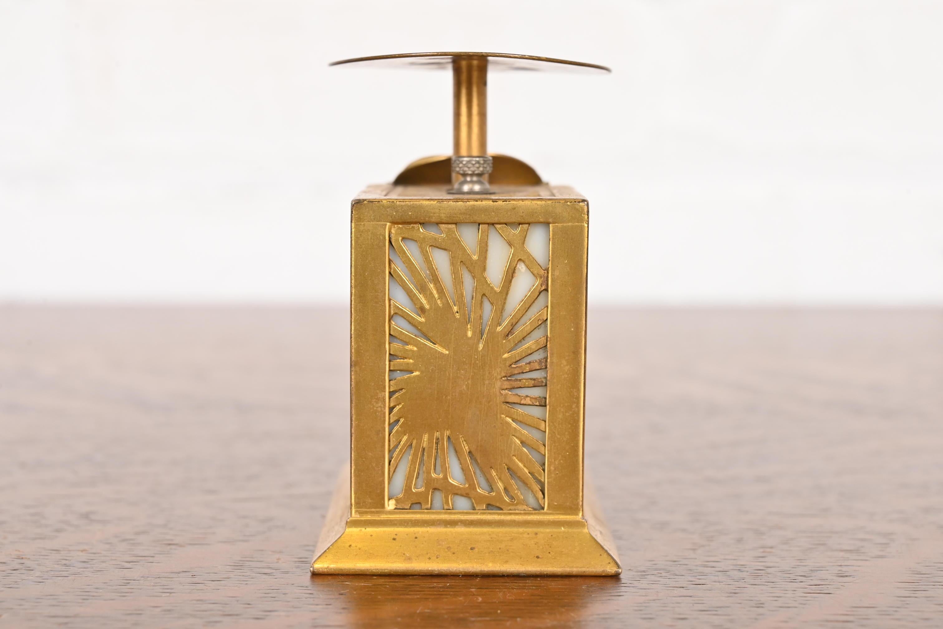 Tiffany Studios New York modello ago di pino in bronzo con scala postale Doré in vendita 2