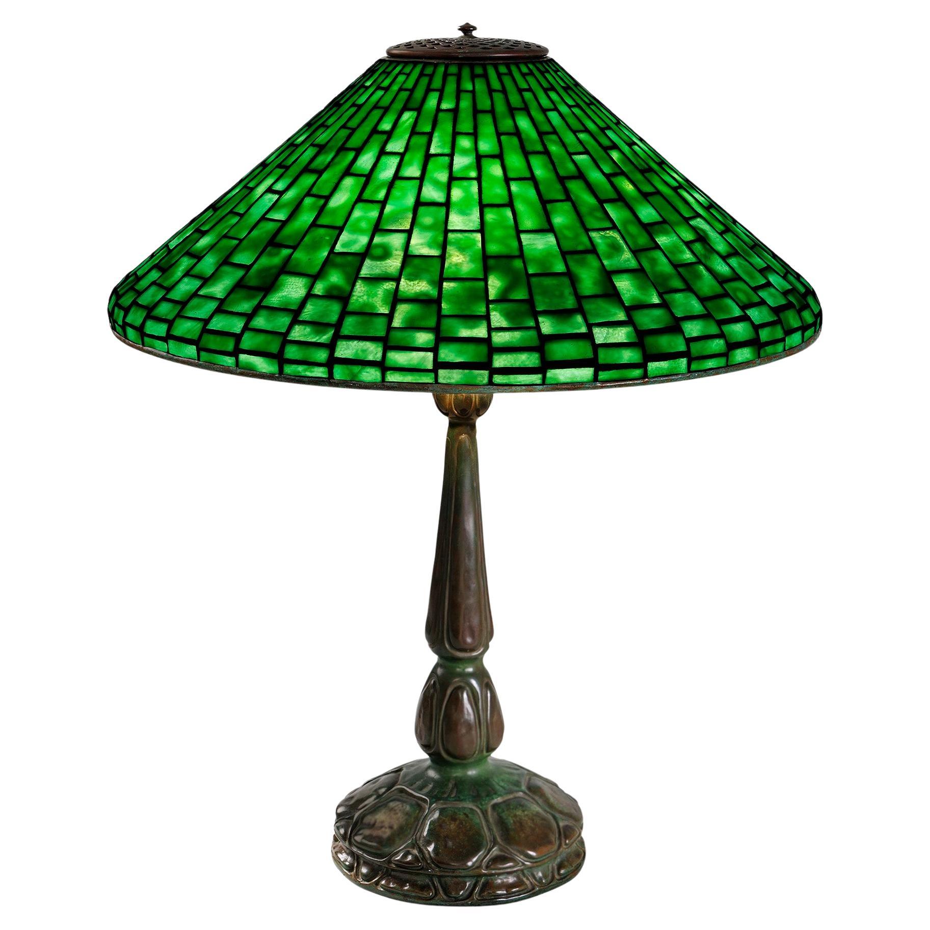 Tiffany Studios New York "Plain Squares" Table Lamp in vendita