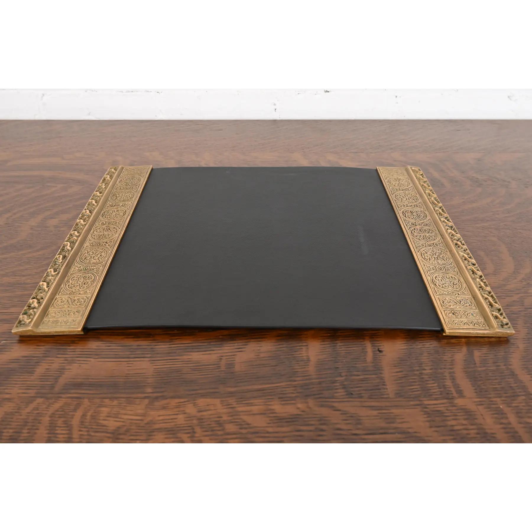Tiffany Studios New York venezianische Bronze Doré Blotter endet mit Schreibtisch Blotter (Arts and Crafts) im Angebot