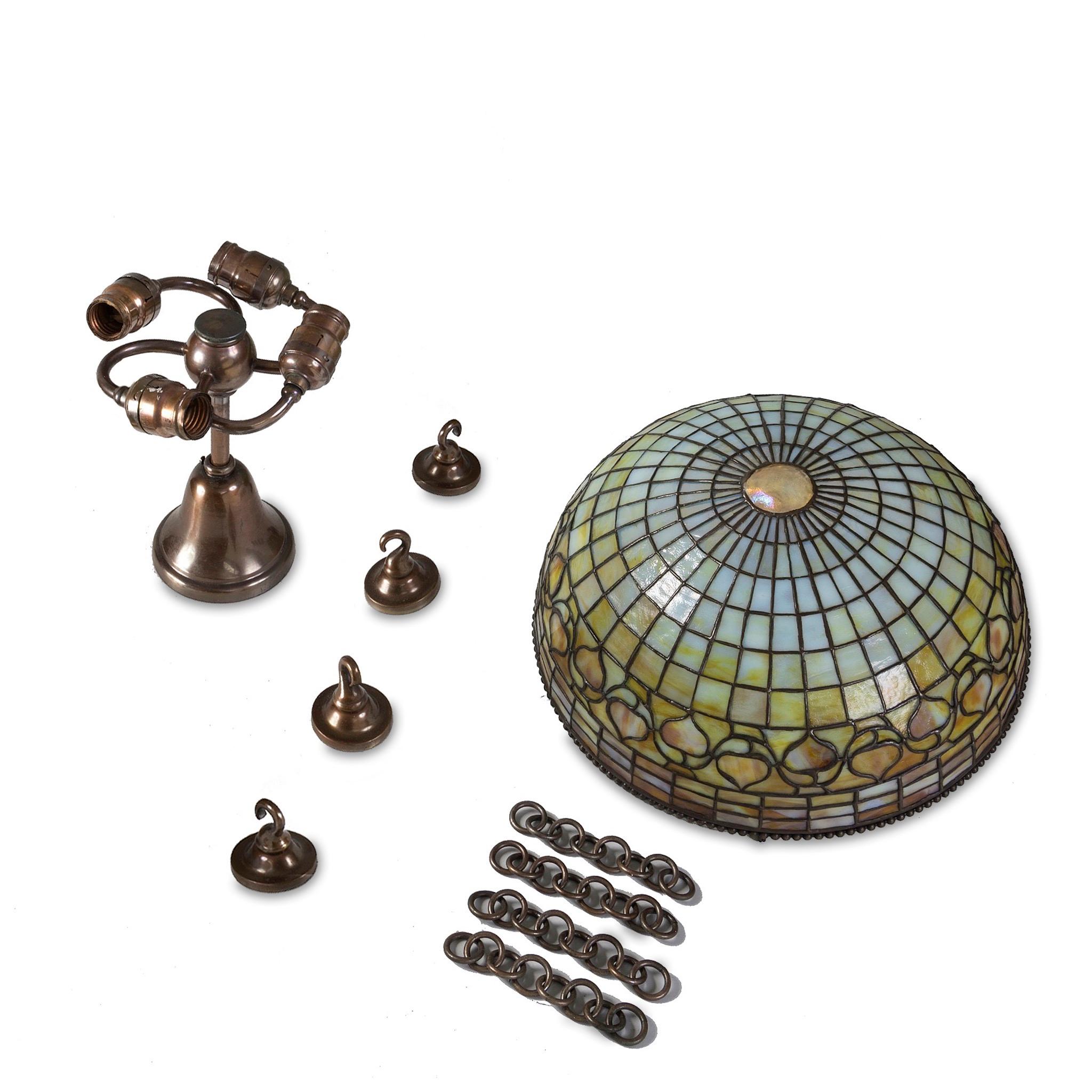 XX secolo Plafonnier di Tiffany Studios New York 