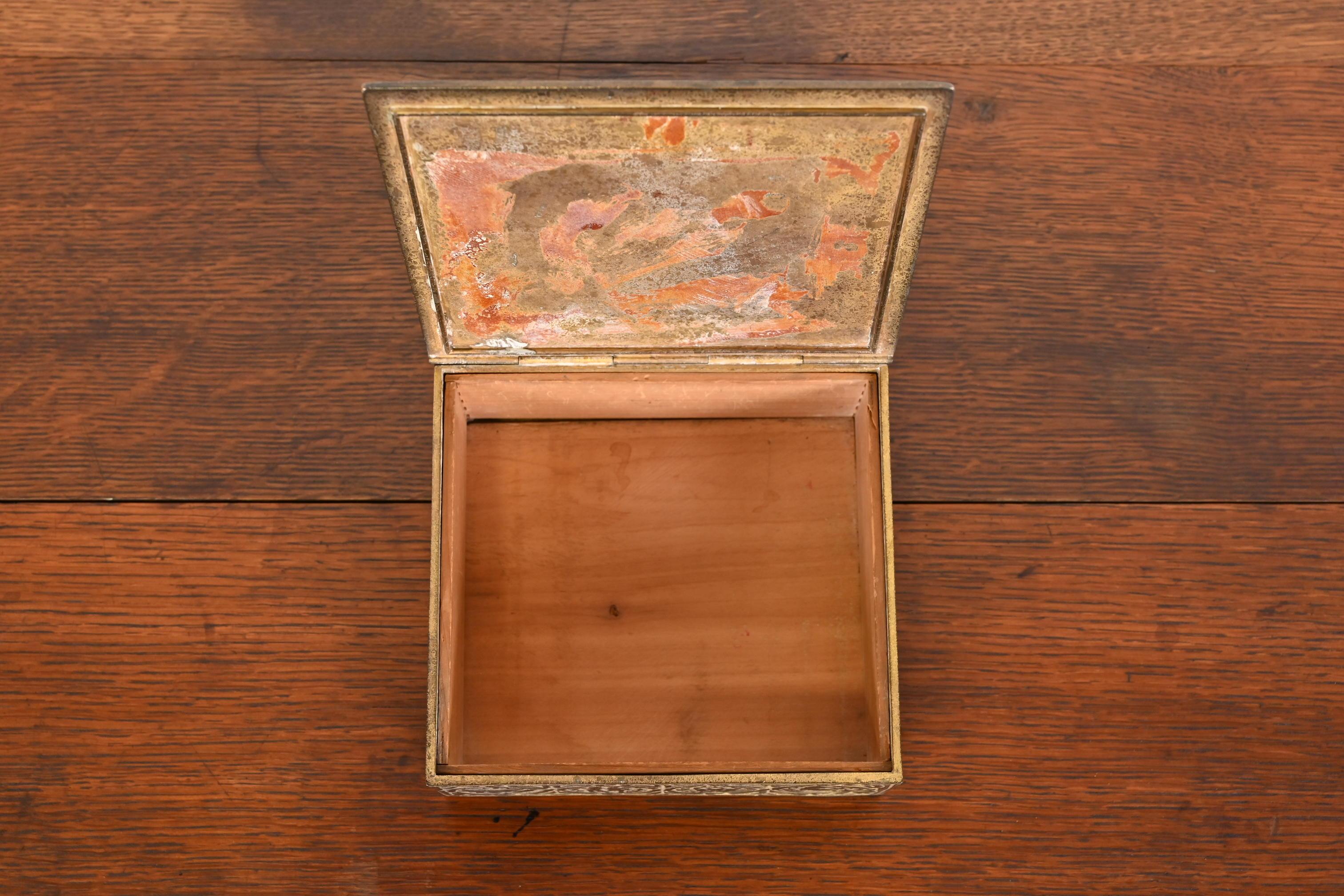 Tiffany Studios New York Zodiac Bronze Doré Cigar Box, Circa 1910 For Sale 6