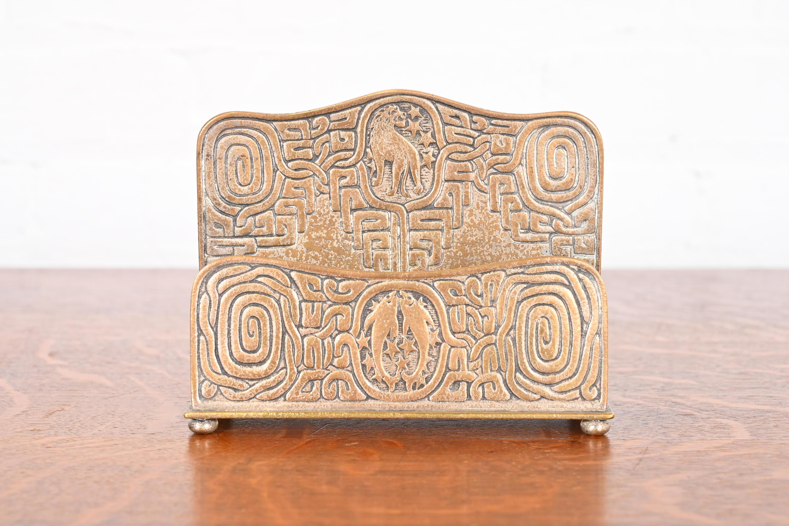 Tiffany Studios New York Zodiac Bronze Doré Doppelseitige Briefablage (Arts and Crafts) im Angebot