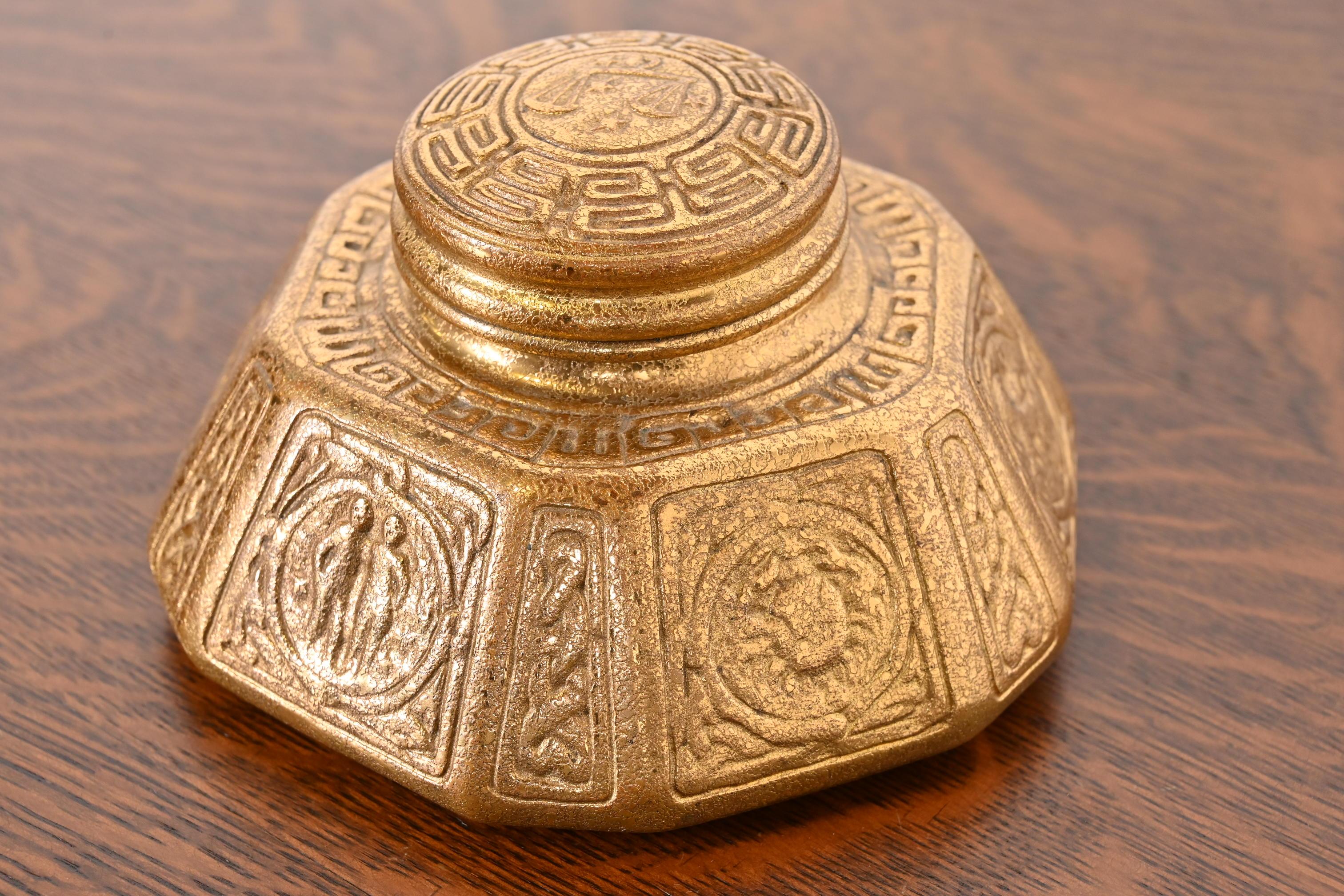 Eine wunderschöne Arts & Crafts oder Art Deco Zeitraum 