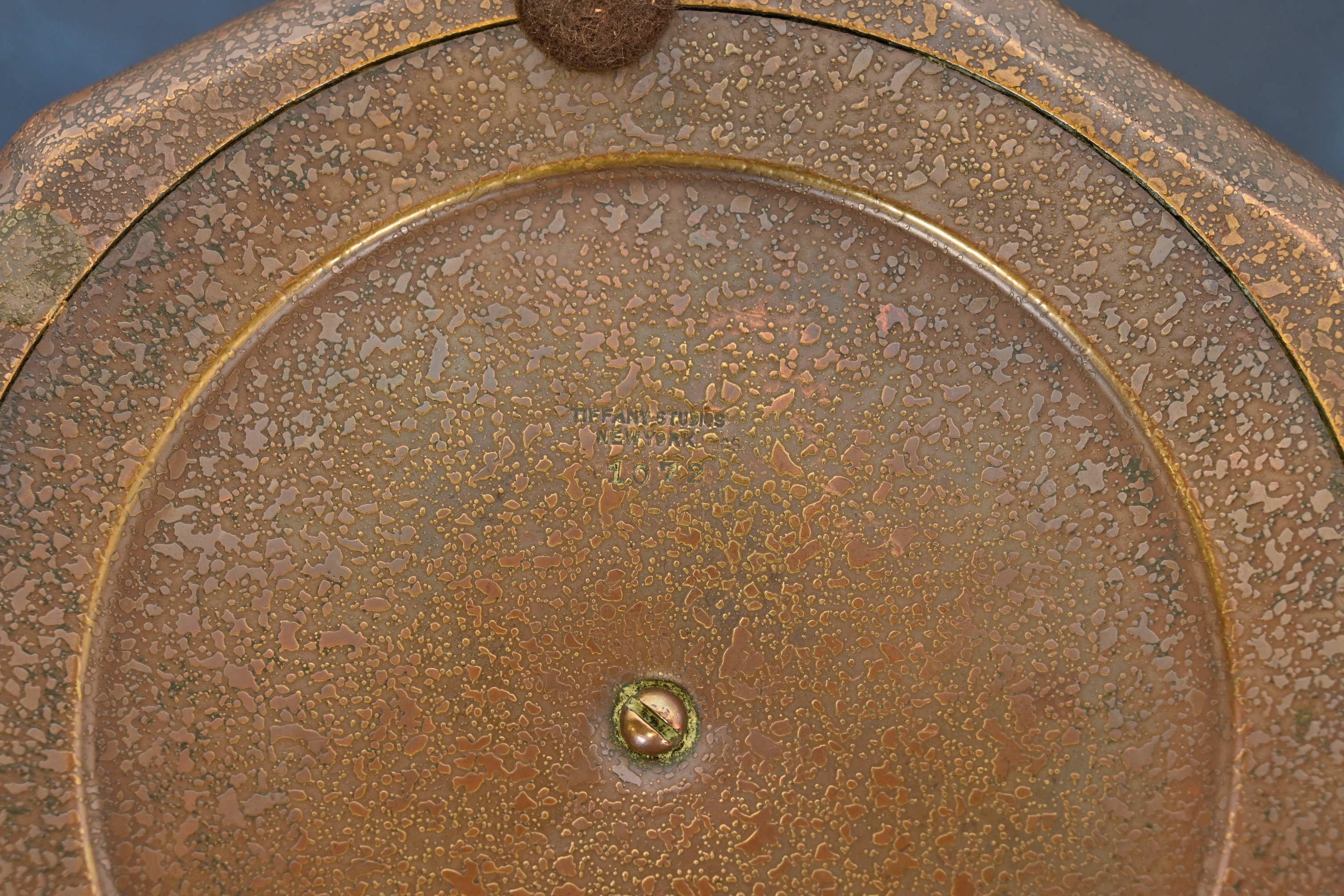 Grand encrier en bronze de Tiffany Studios New York Zodiac en vente 2