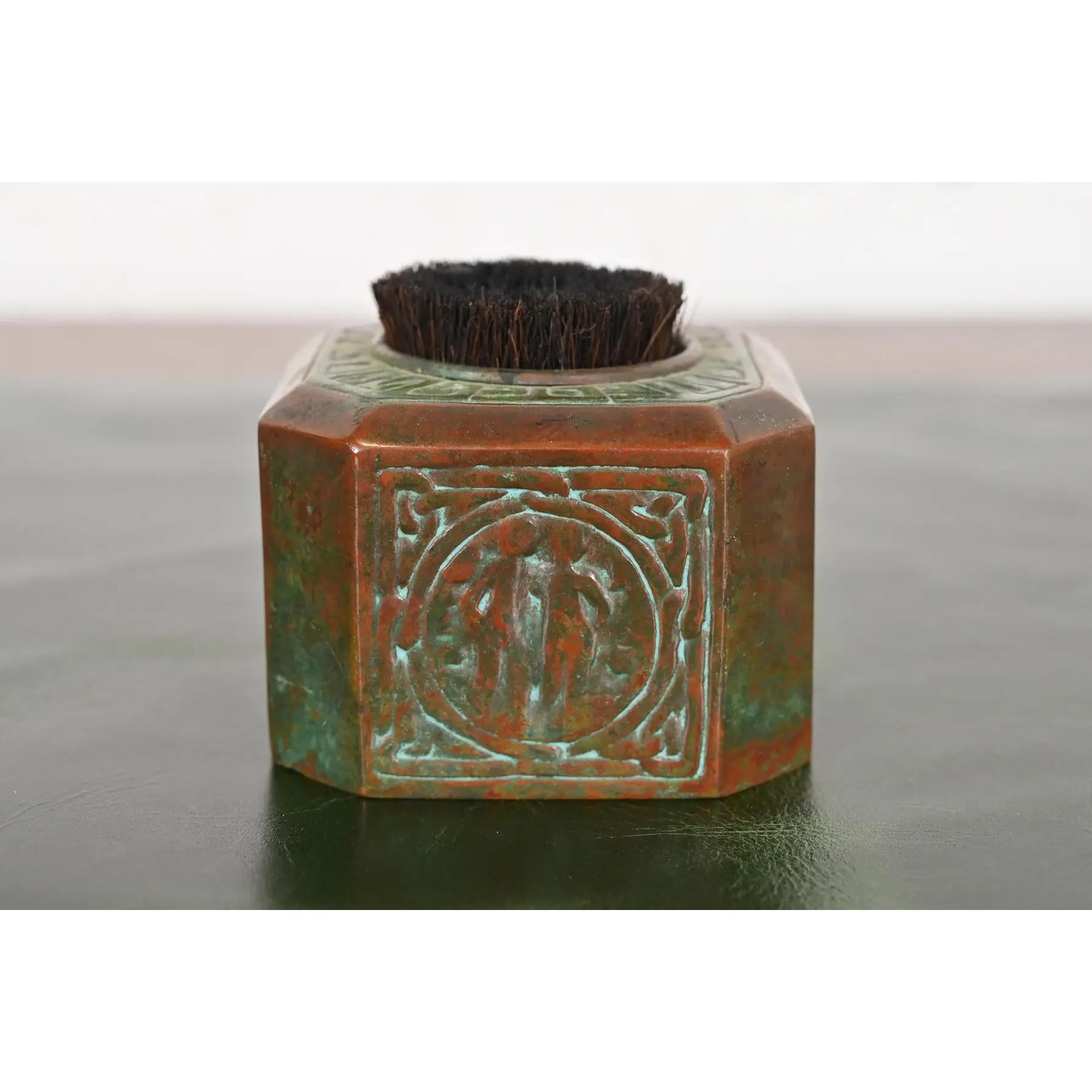 Tiffany Studios New York Zodiac Bronze Neun-teiliges Schreibtisch-Set, CIRCA 1910 im Angebot 5