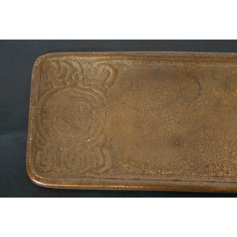 Bronzo Vassoio per penne in bronzo Zodiac di Tiffany Studios New York in vendita