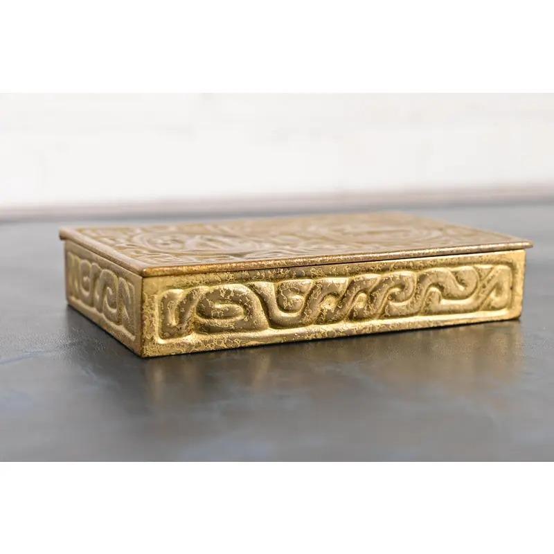 Tiffany Studios New York Zodiac Pattern Bronze Doré Box In Good Condition For Sale In South Bend, IN