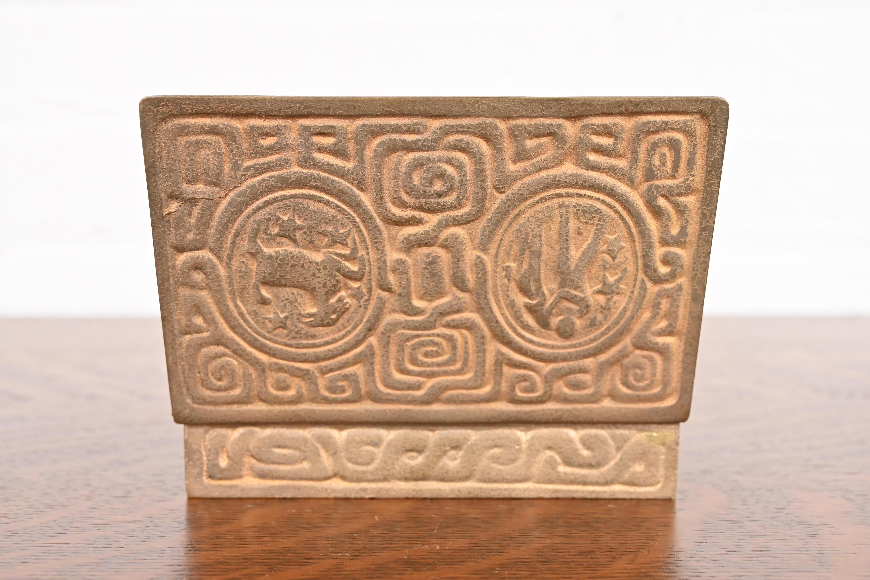 Tiffany Studios New York Zodiac Muster Bronze Doré Box im Angebot 3